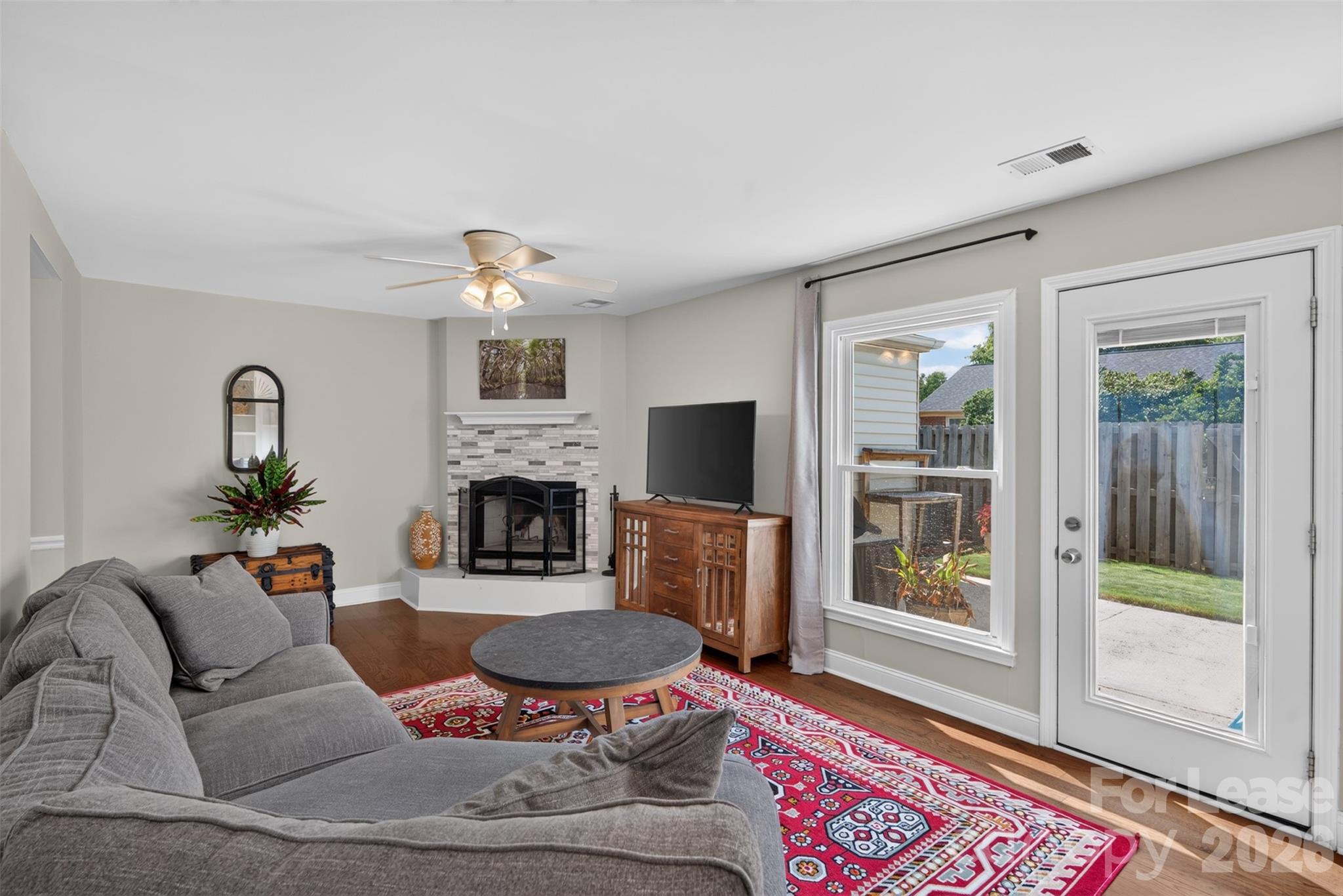 8333 Knights Bridge Road Property Photo 3