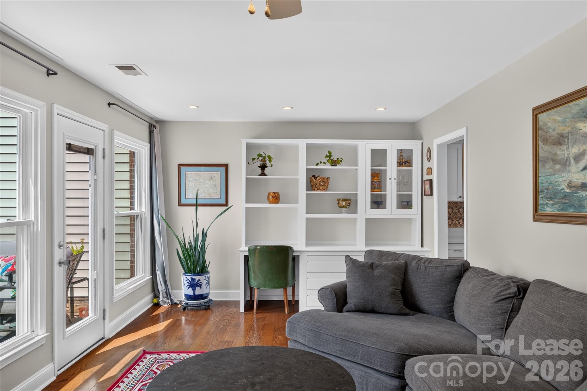 8333 Knights Bridge Road Property Photo 4