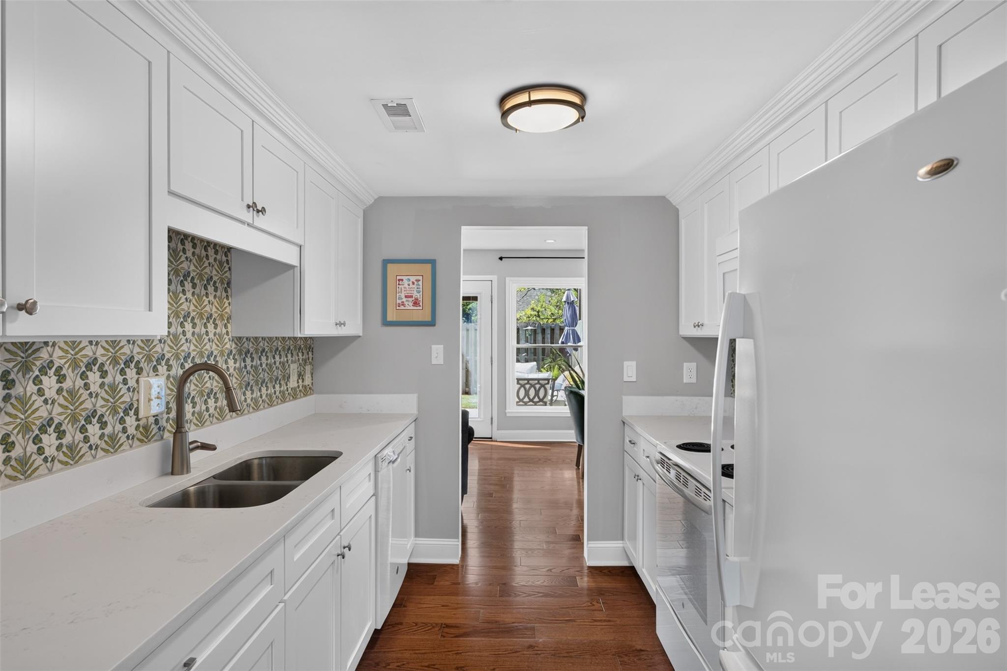 8333 Knights Bridge Road Property Photo 8