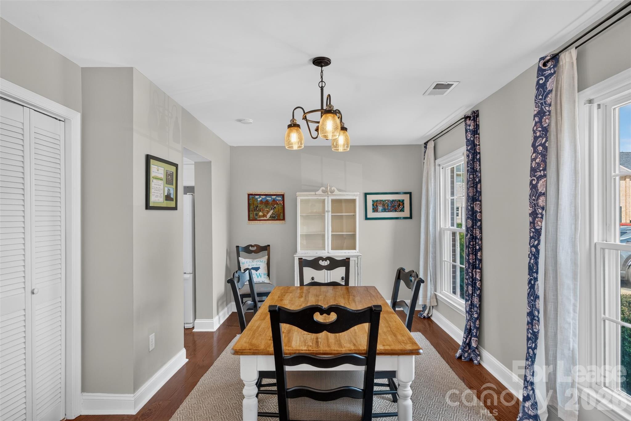 8333 Knights Bridge Road Property Photo 10