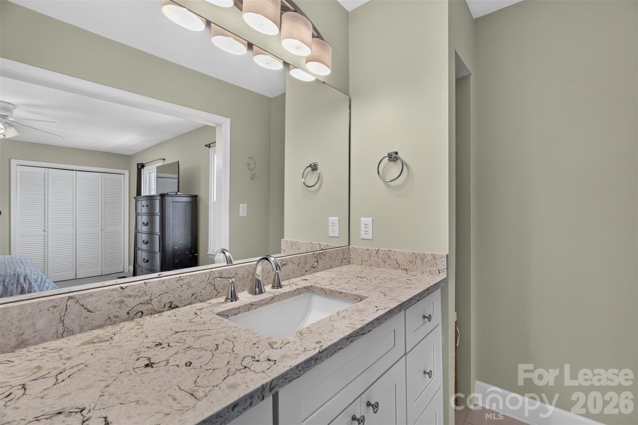 8333 Knights Bridge Road Property Photo 18