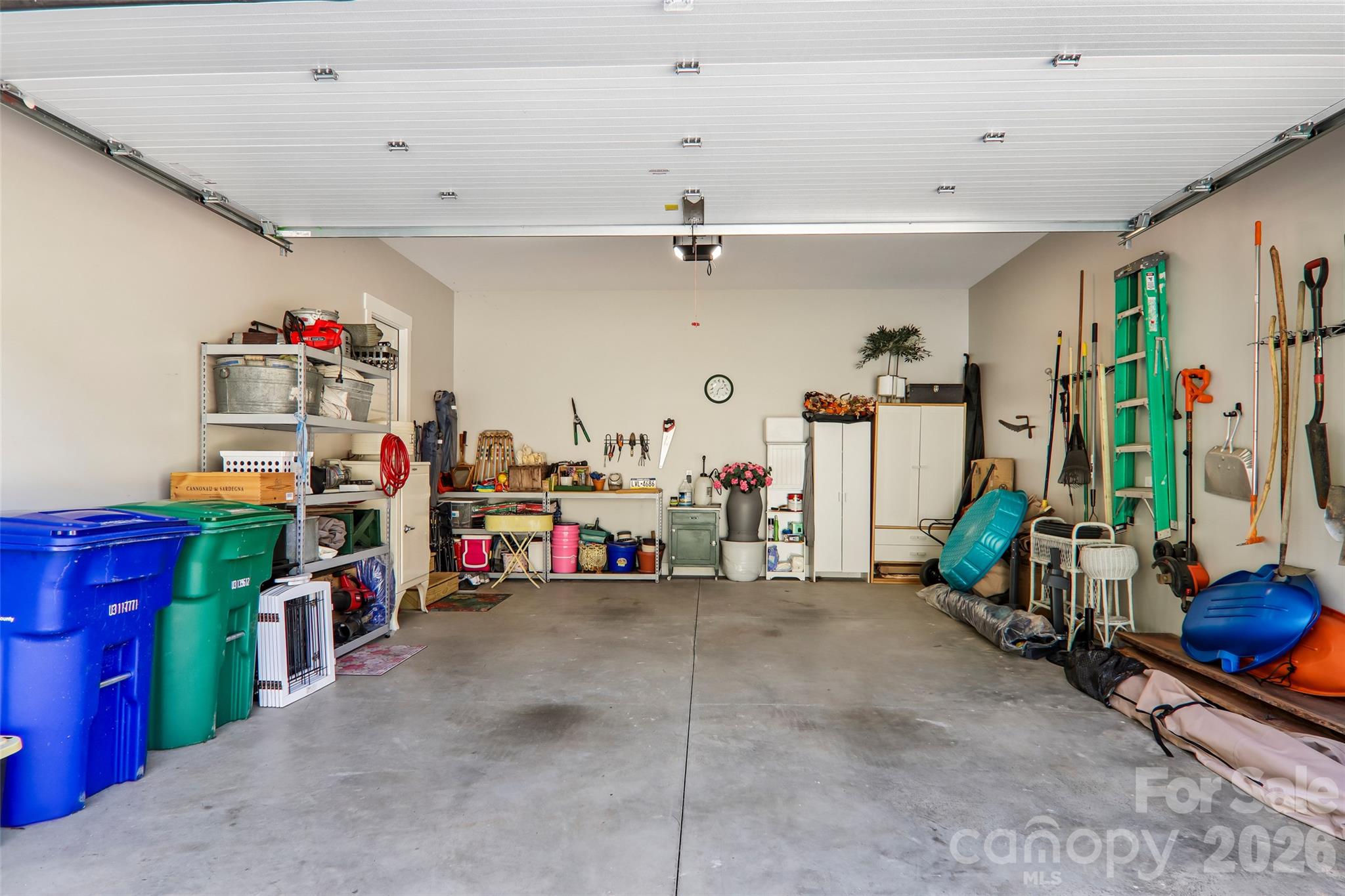15 Temujin Drive Property Photo 44