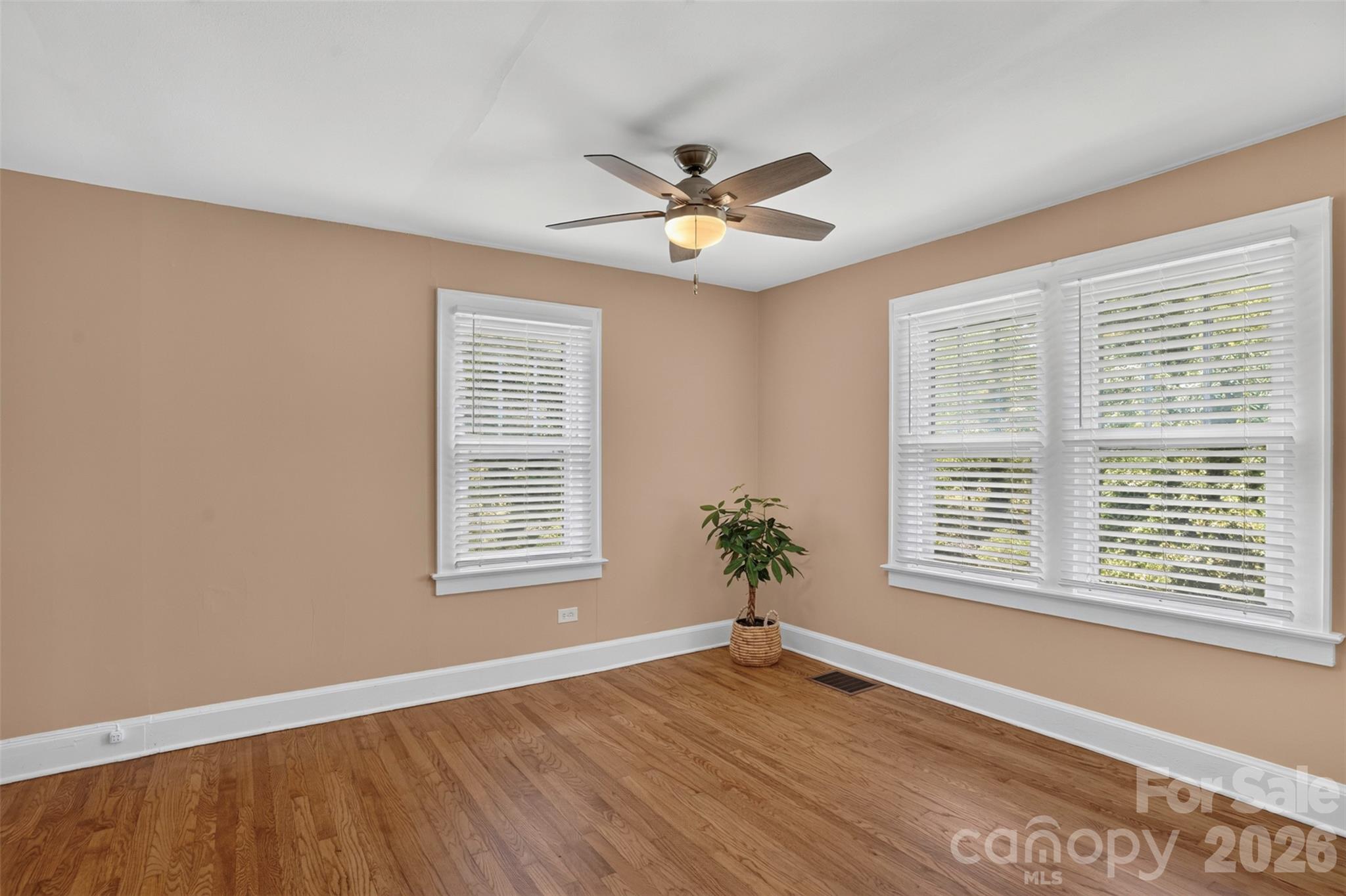 409 Lockhart Road Property Photo 26