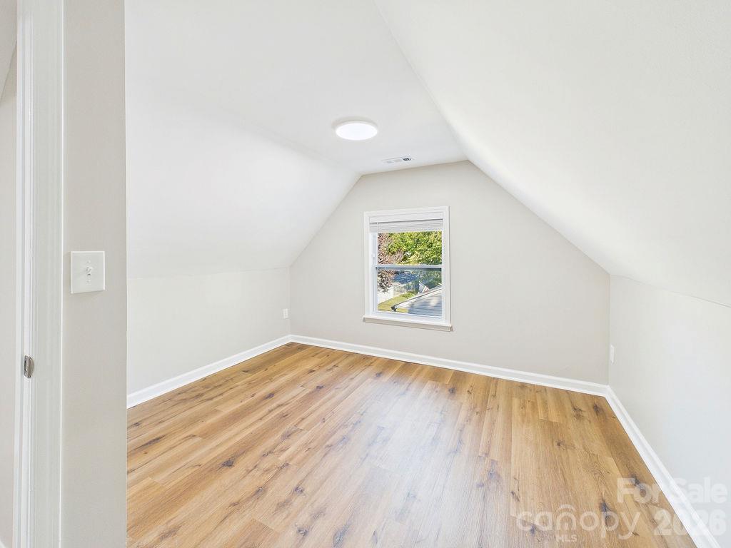 1015 4th Avenue Property Photo 13