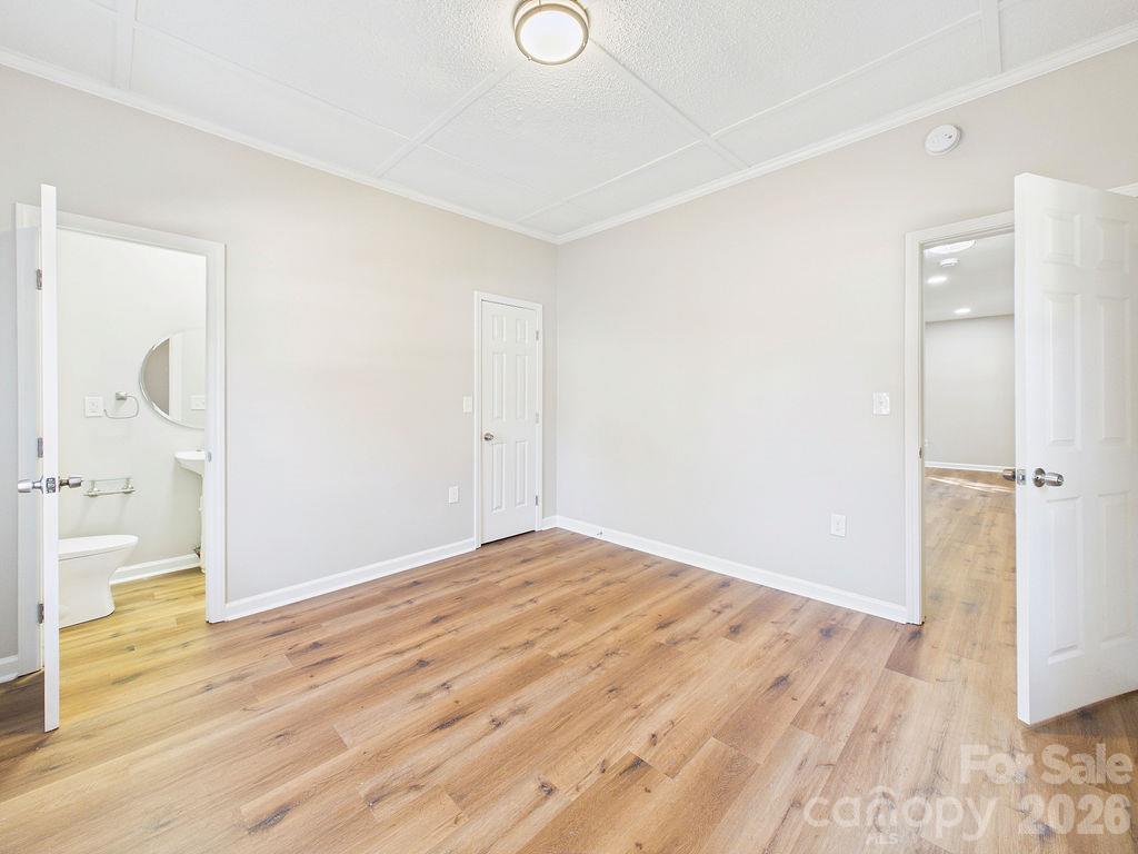 1015 4th Avenue Property Photo 18
