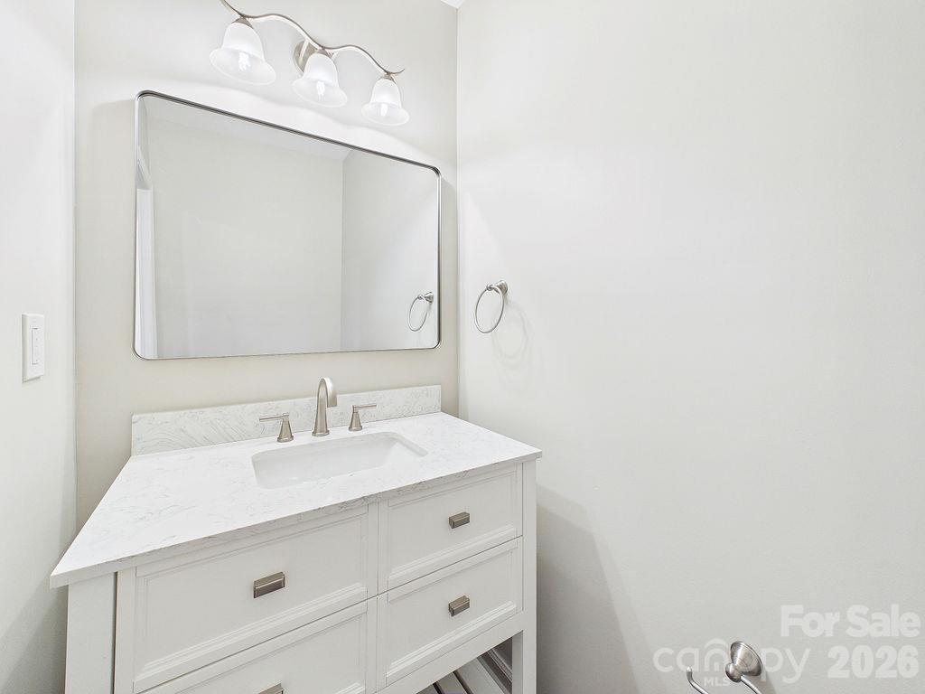 1015 4th Avenue Property Photo 22