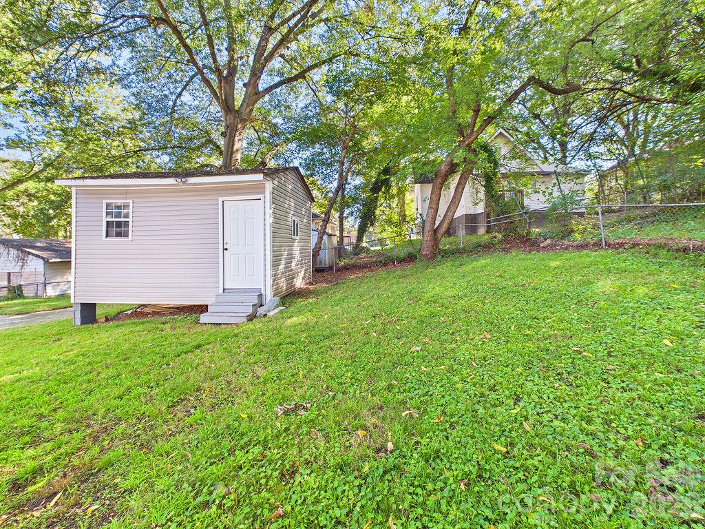 1015 4th Avenue Property Photo 35