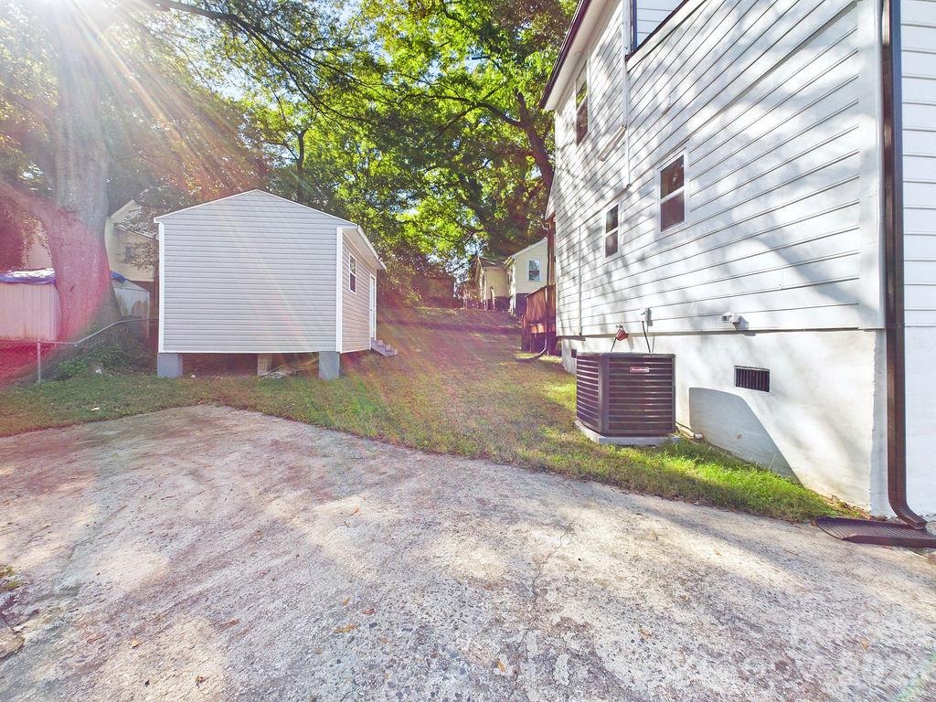 1015 4th Avenue Property Photo 36