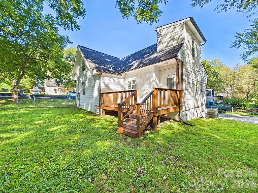 1015 4th Avenue Property Photo 38