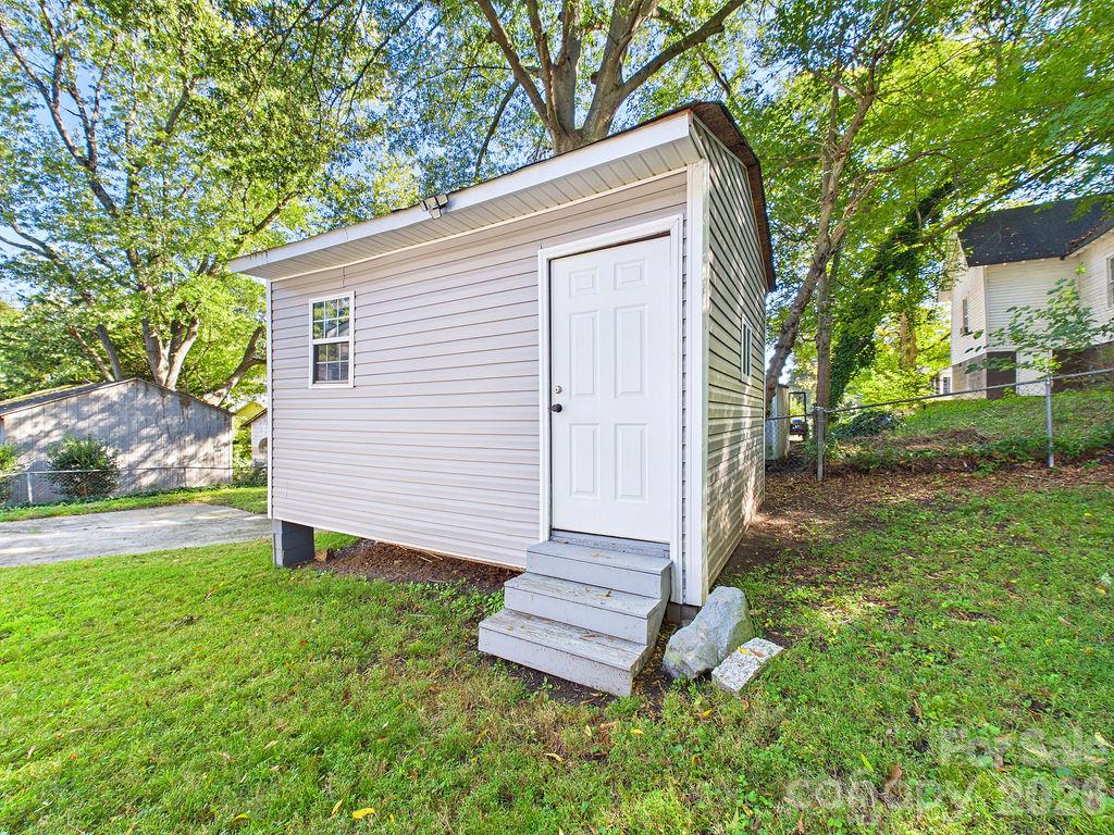 1015 4th Avenue Property Photo 39