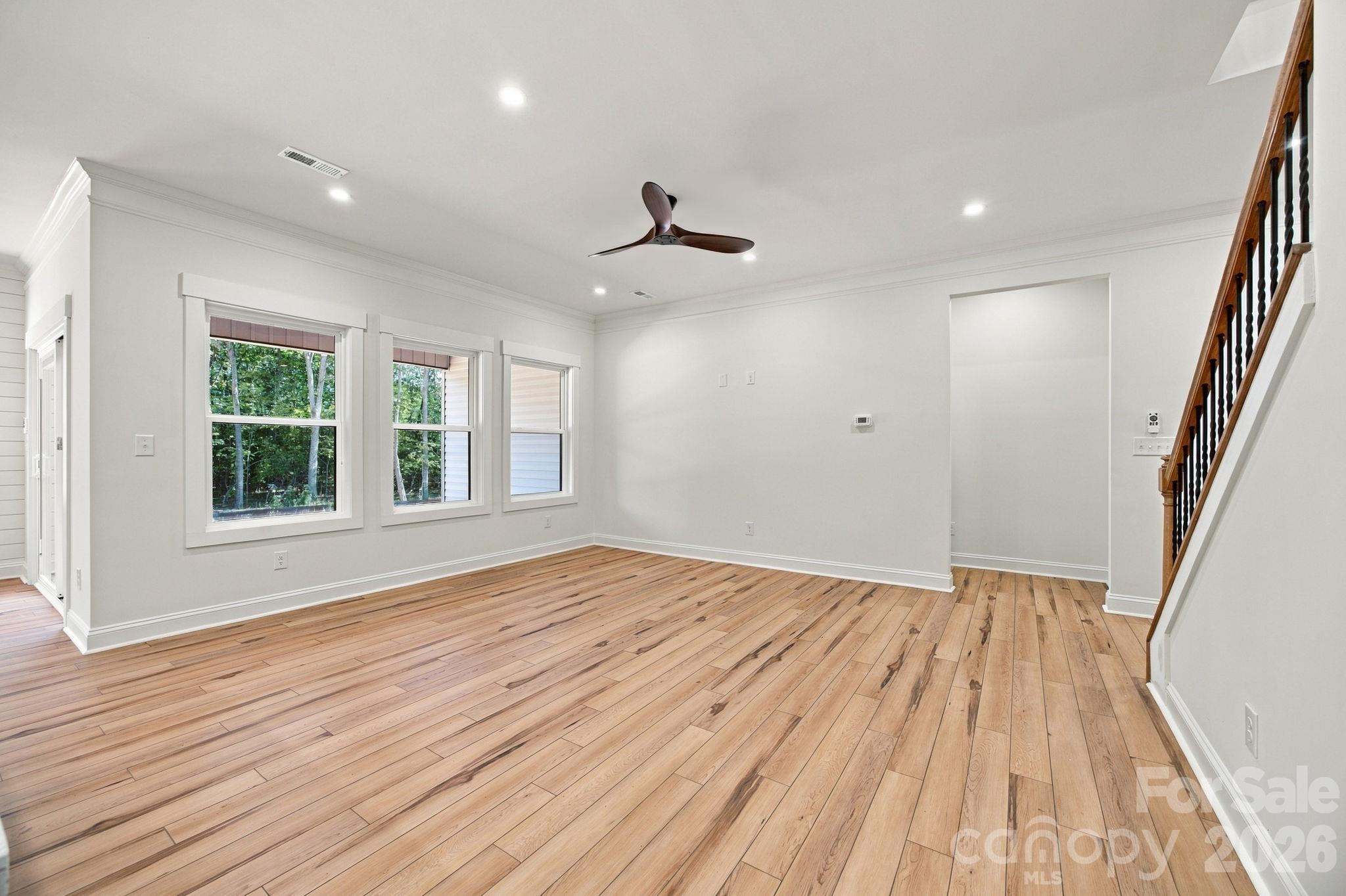 375 Lake Farm Drive Property Photo 11