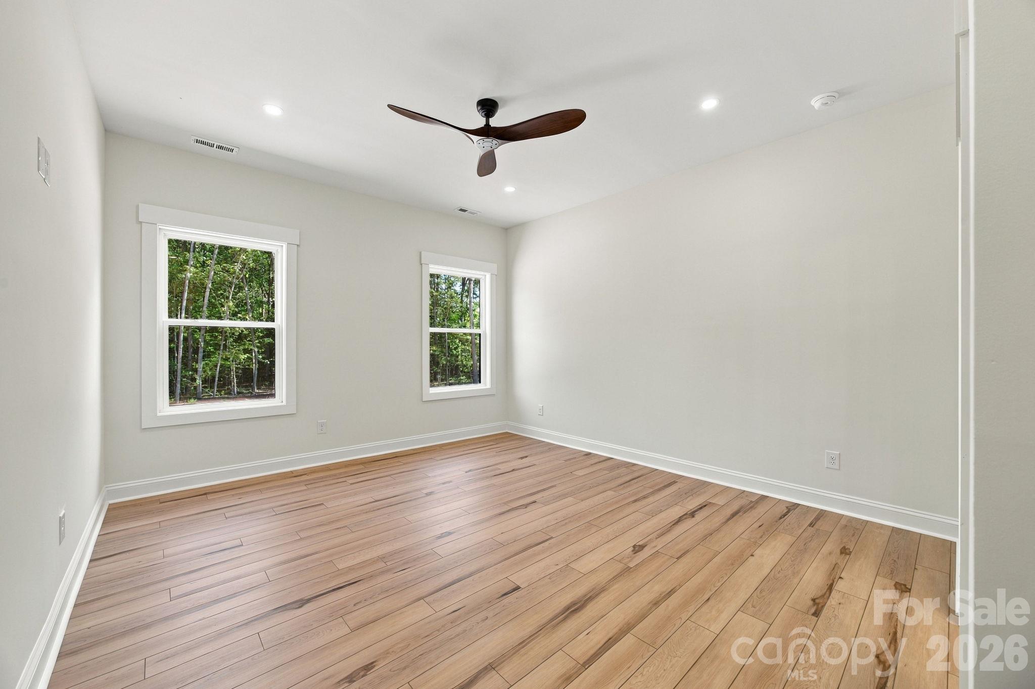 375 Lake Farm Drive Property Photo 21