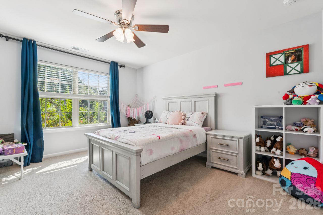 3018 Oakmere Road Property Photo 10