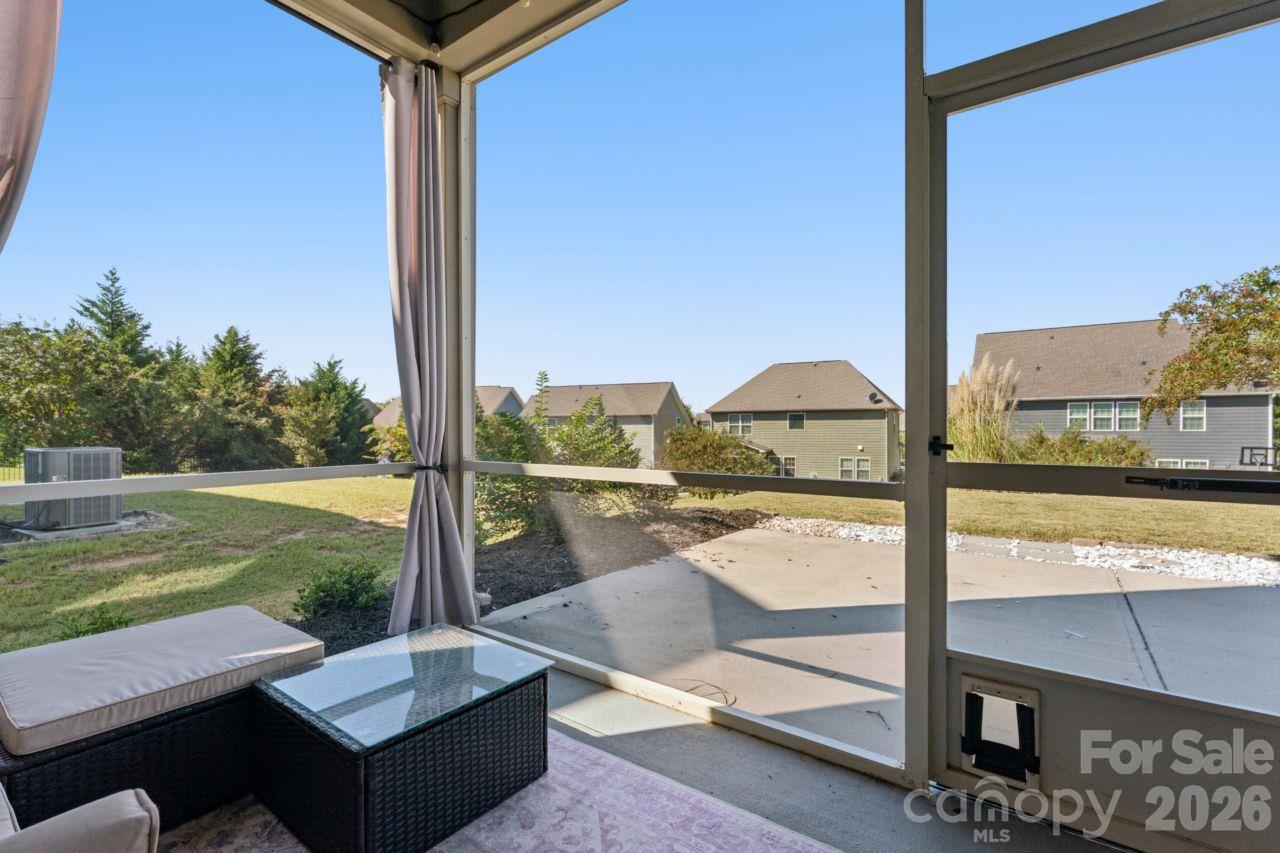 3018 Oakmere Road Property Photo 13