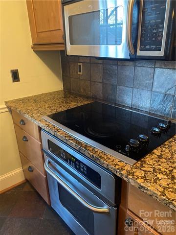 614 Woodruff Place Property Photo 10