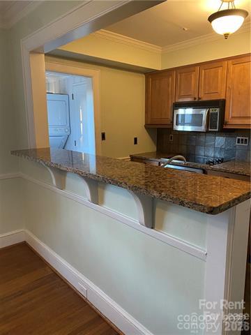 614 Woodruff Place Property Photo 21