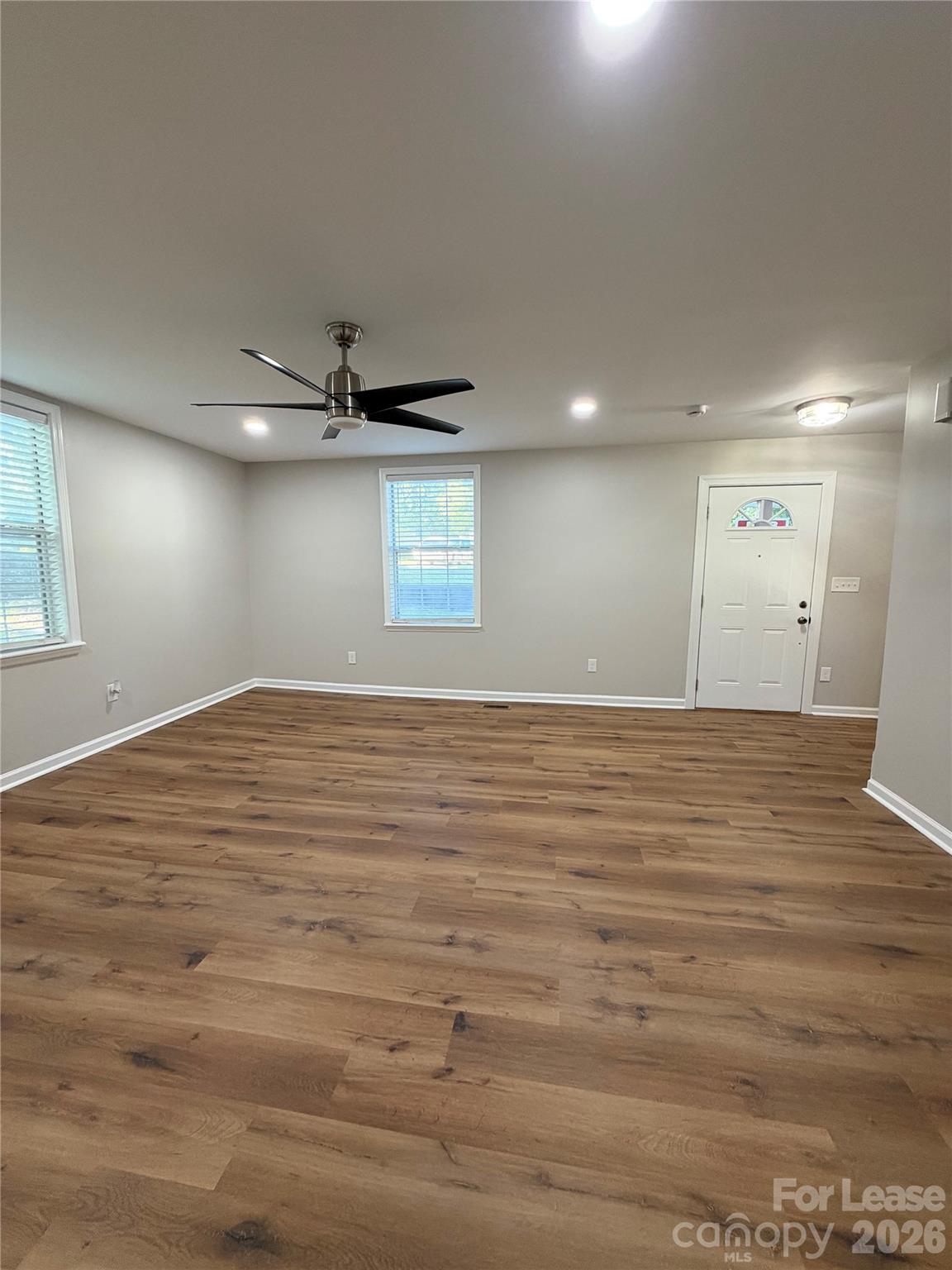 1015 4th Avenue Property Photo 3