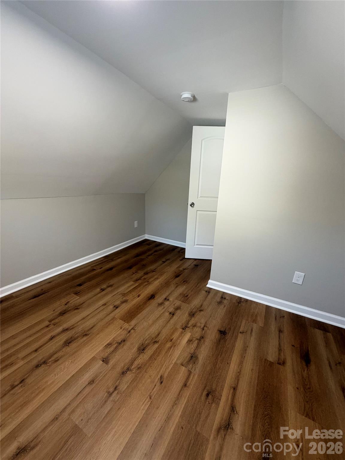 1015 4th Avenue Property Photo 6