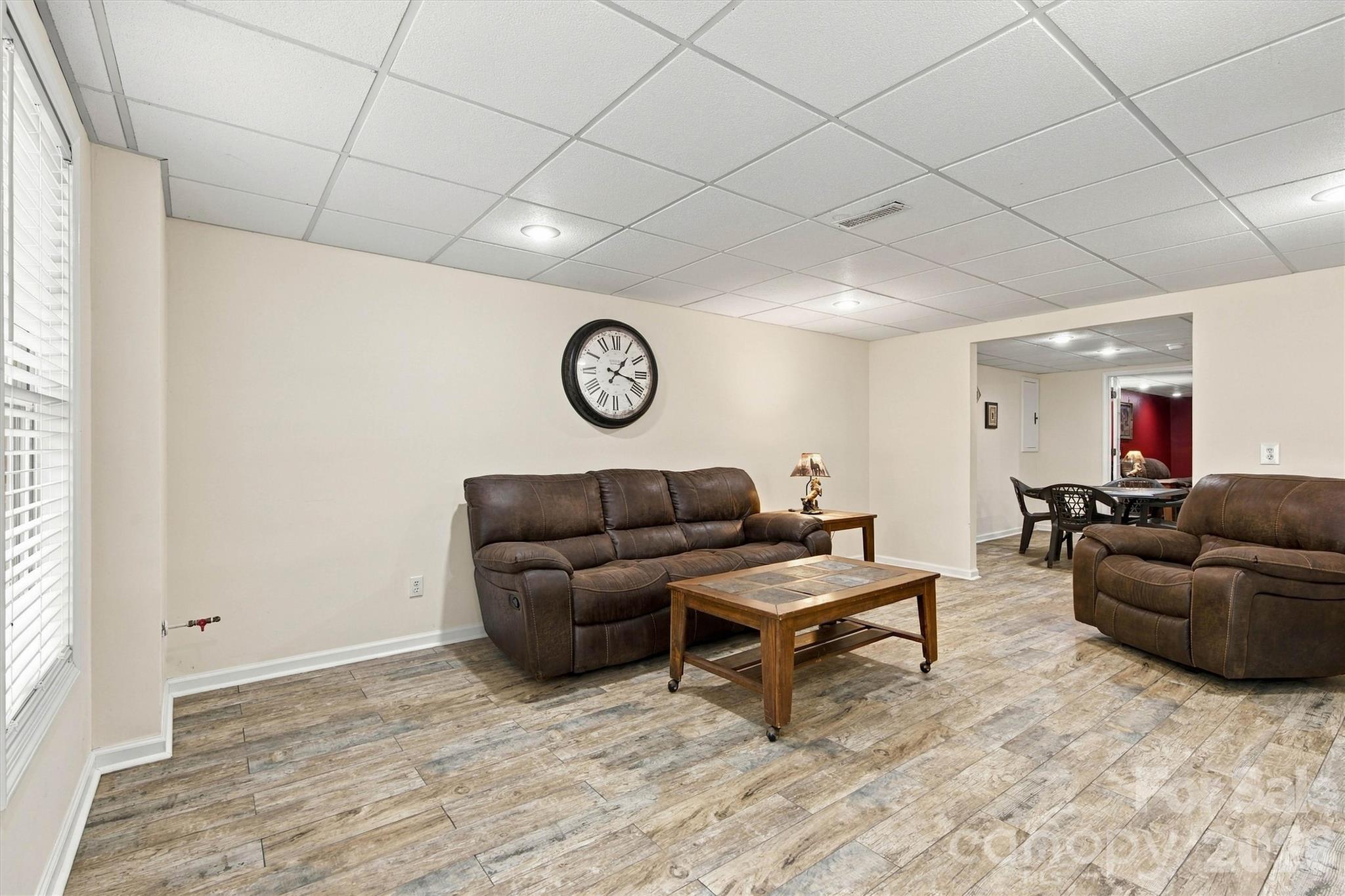 4858 Elmhurst Drive Property Photo 35