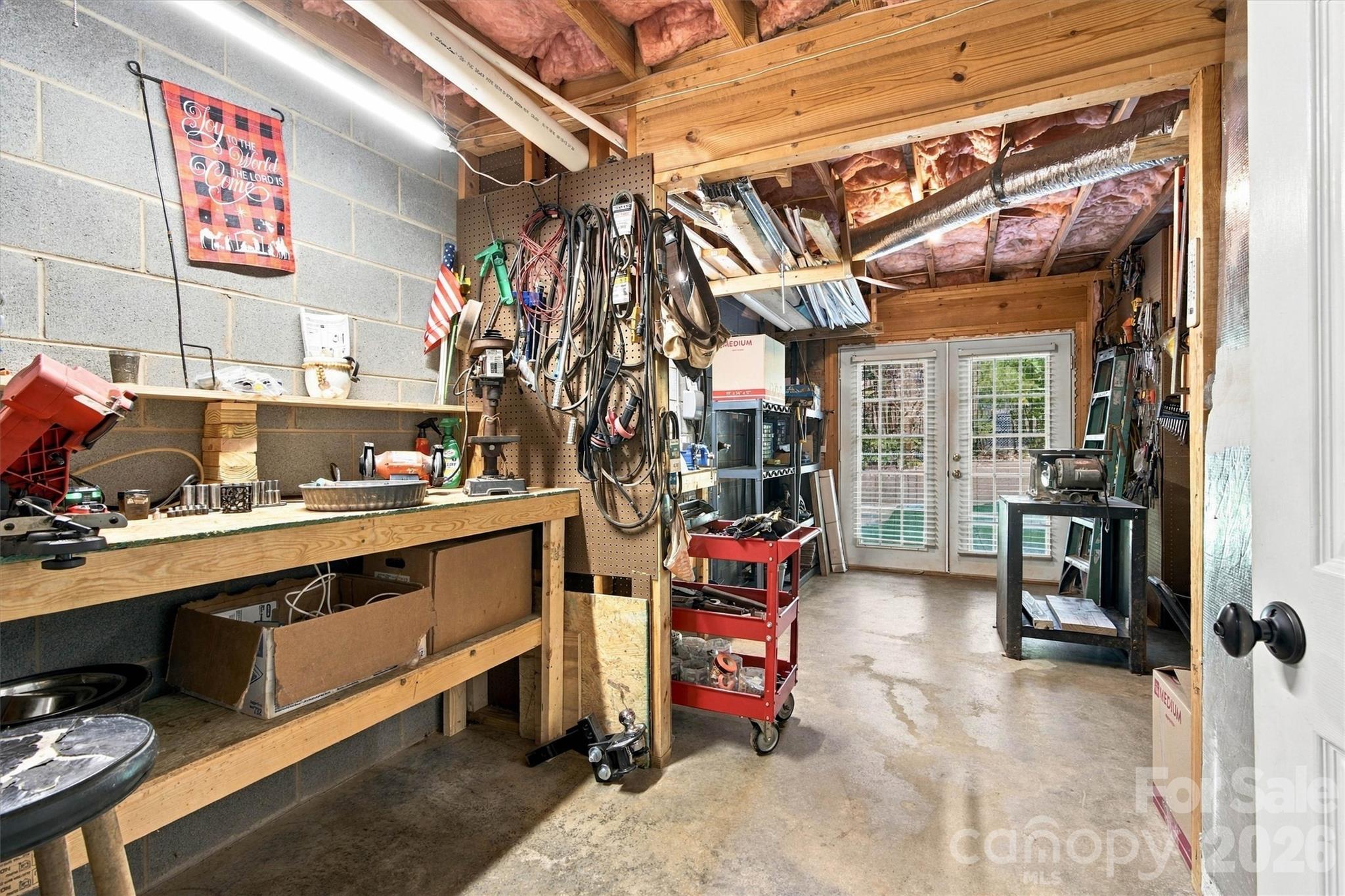 4858 Elmhurst Drive Property Photo 39