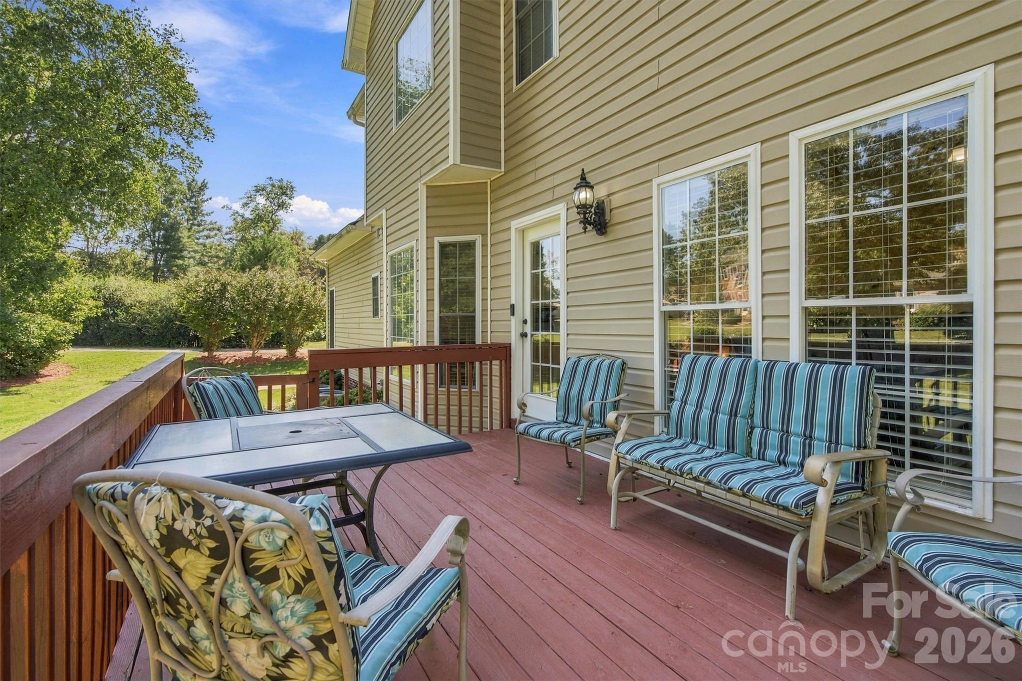 4858 Elmhurst Drive Property Photo 40