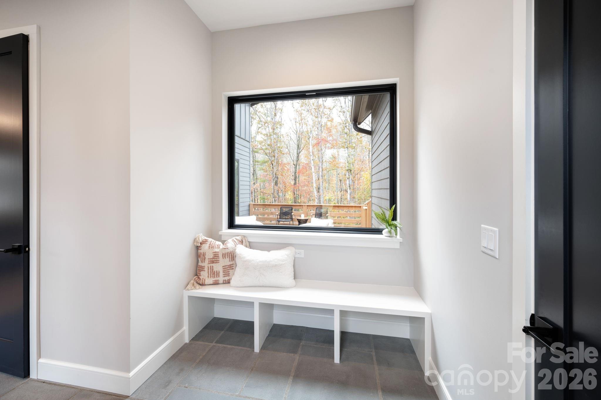 25 Ted Linn Drive Property Photo 28