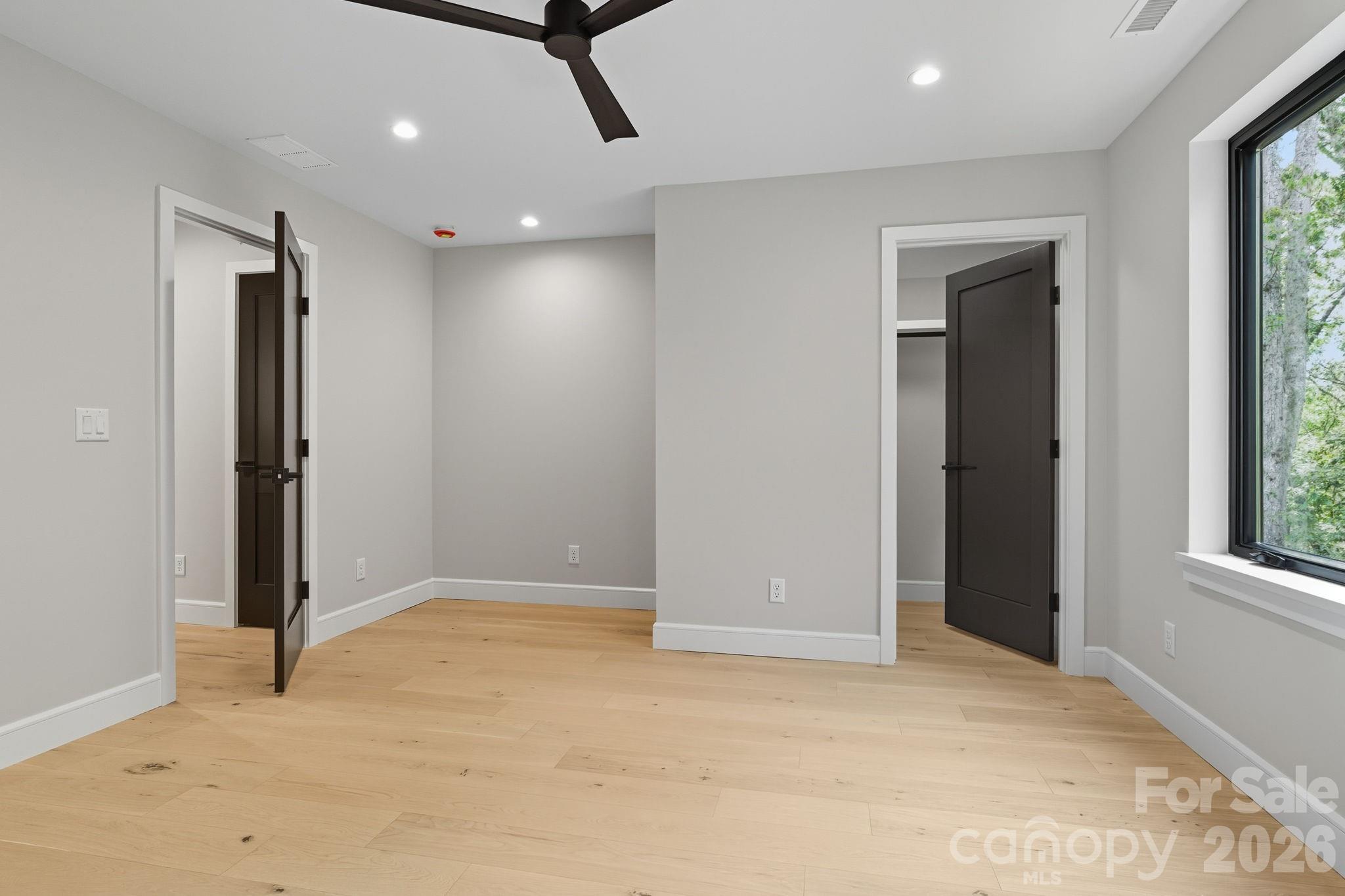 25 Ted Linn Drive Property Photo 32