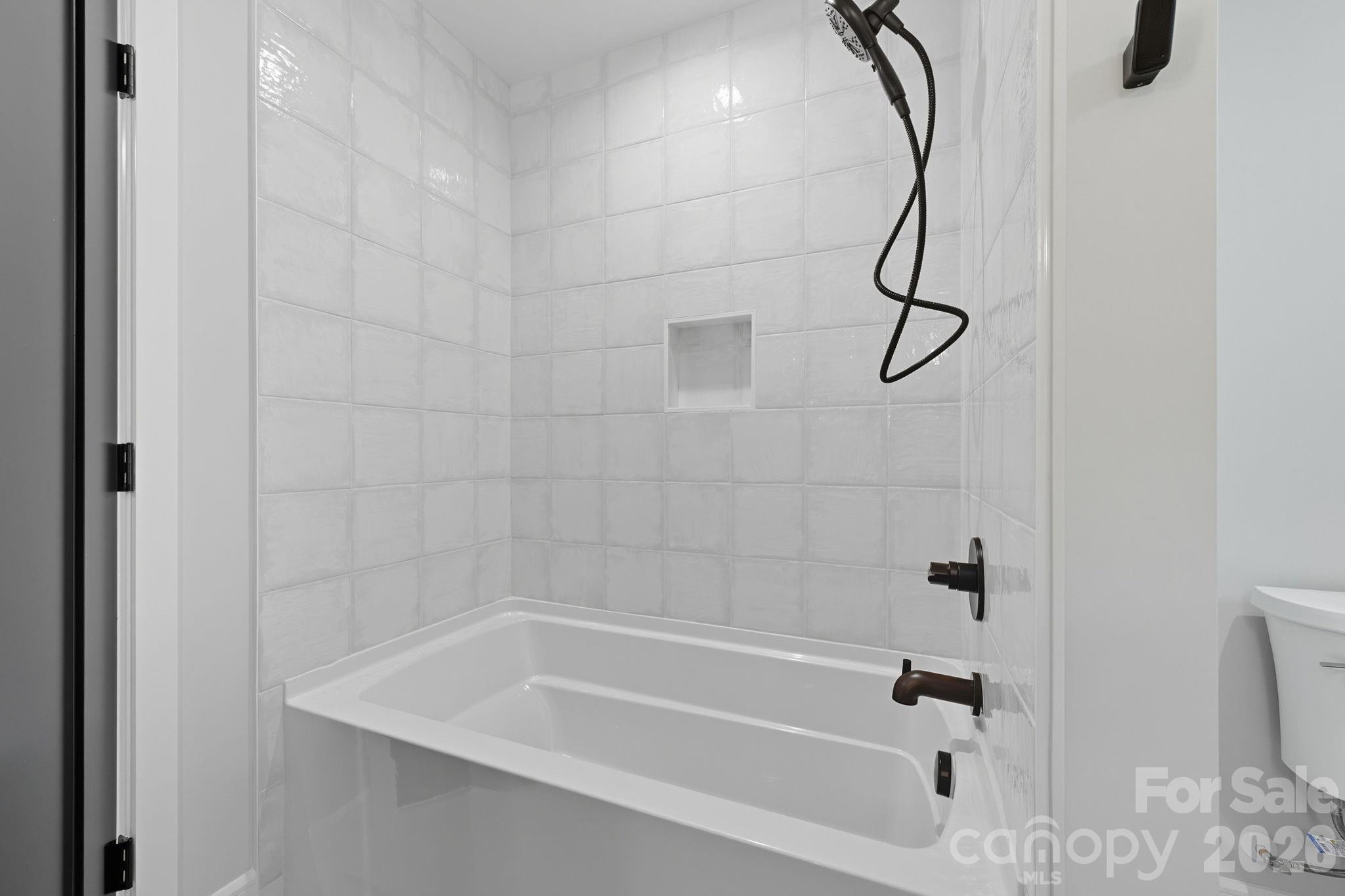 25 Ted Linn Drive Property Photo 36