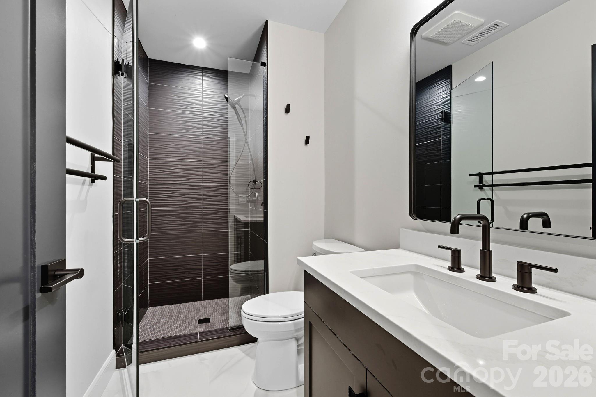 25 Ted Linn Drive Property Photo 38