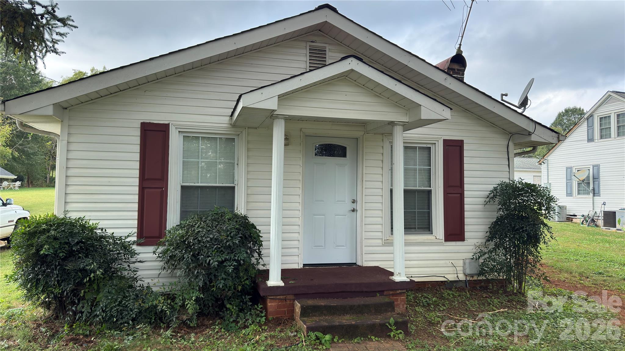 477 Turnersburg Highway Property Photo 1