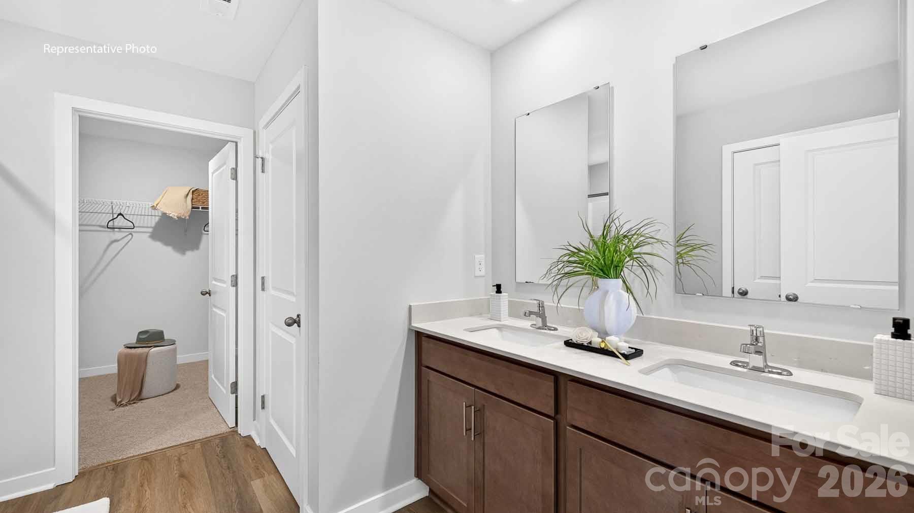 1028 Streamwood Avenue Property Photo 25