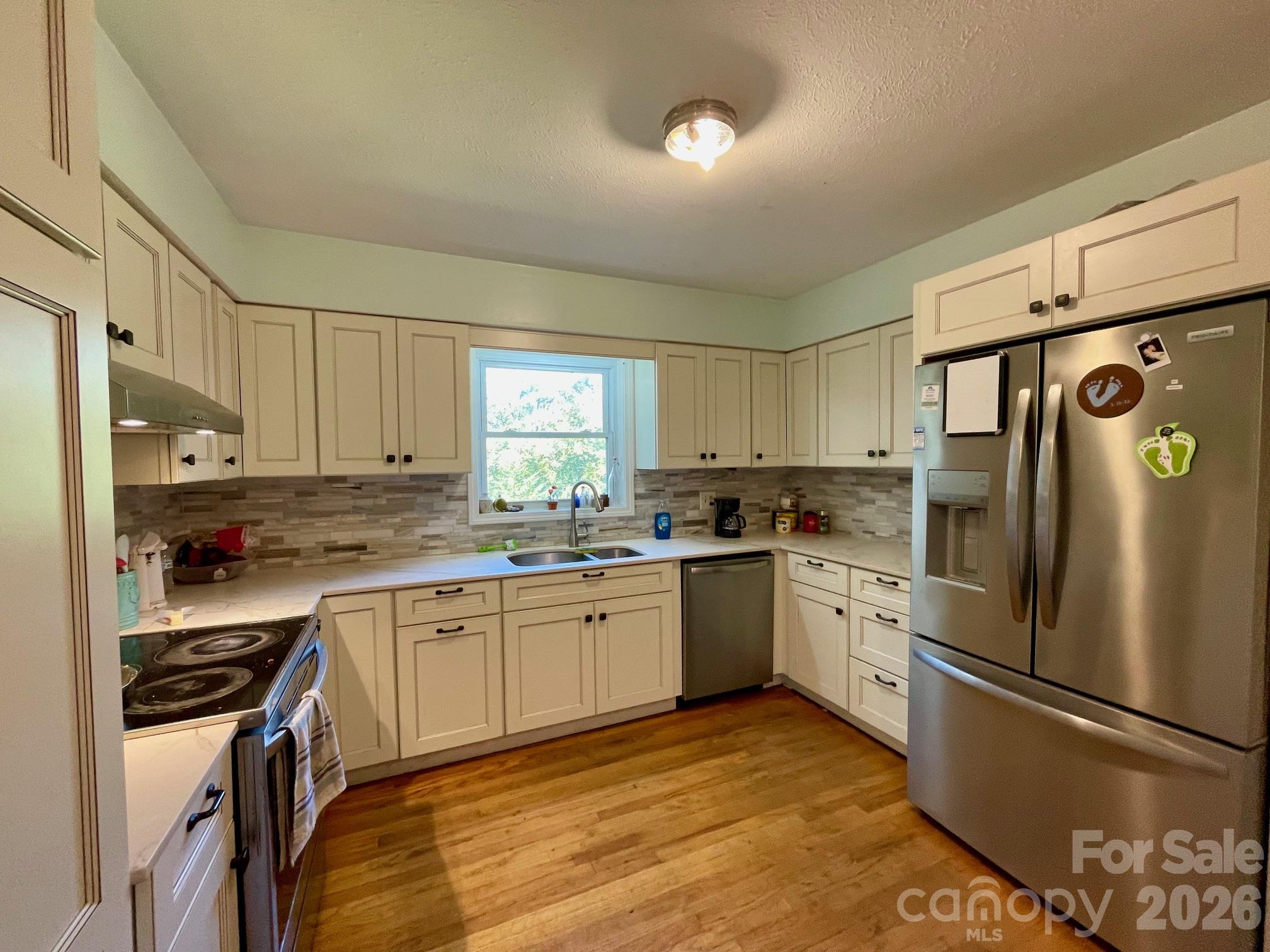 110 Poteat Drive Property Photo 6