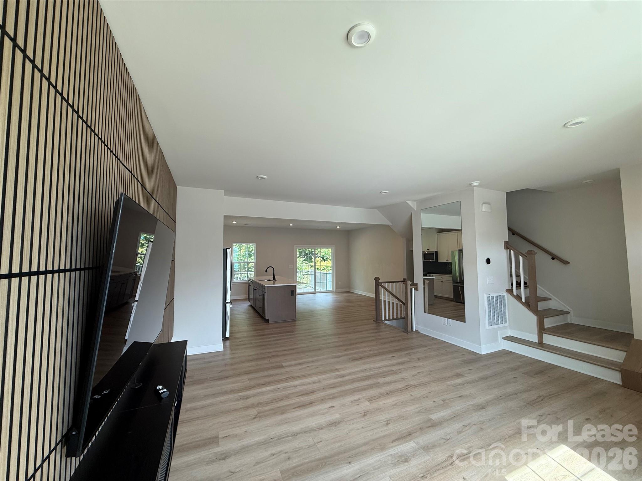 406 Serenity Circle Property Photo 5