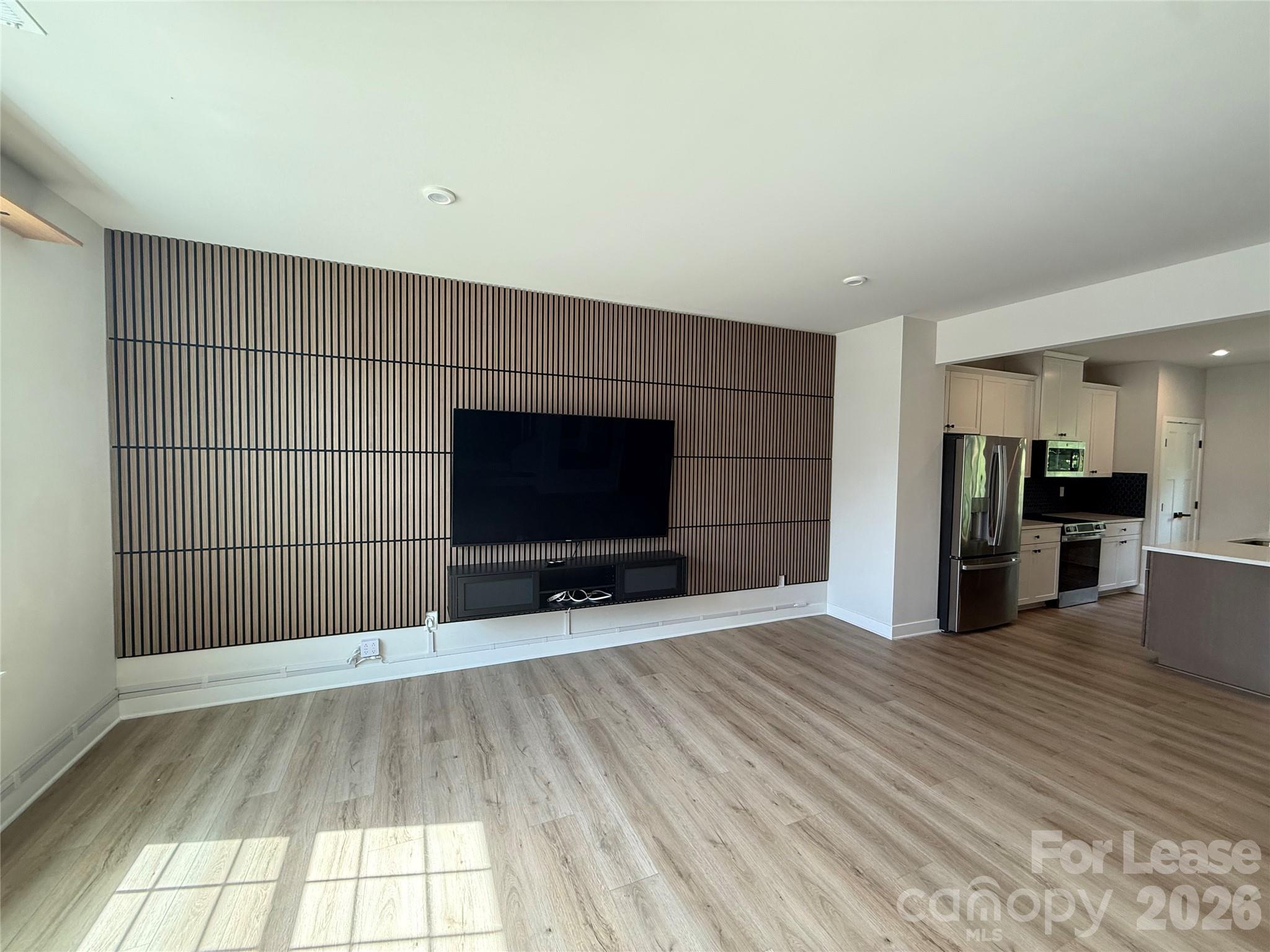 406 Serenity Circle Property Photo 7