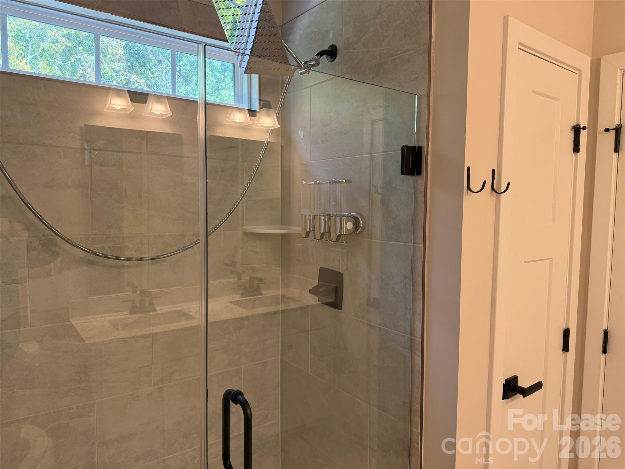 406 Serenity Circle Property Photo 14
