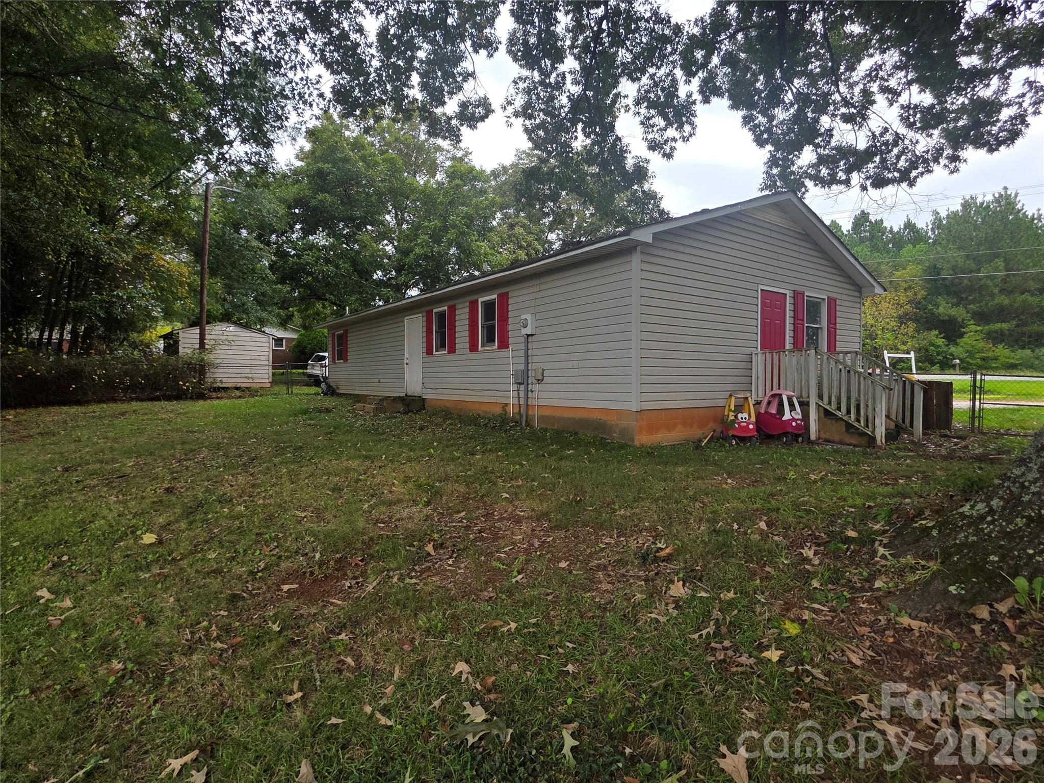 1831 Chesnee Highway Property Photo 7