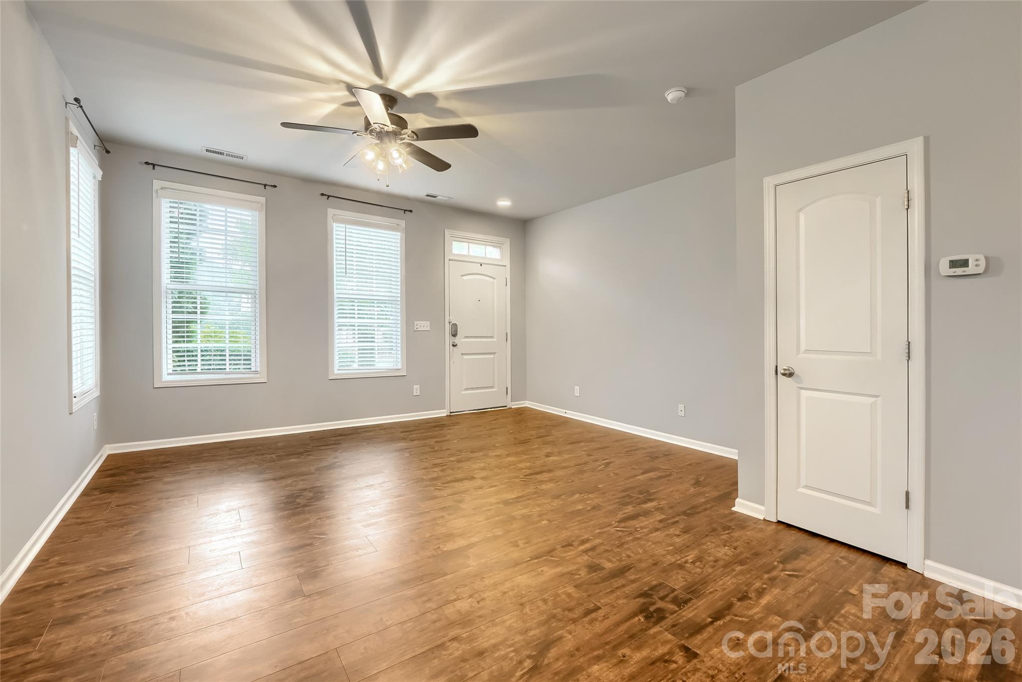 2355 Donnington Lane Property Photo 7