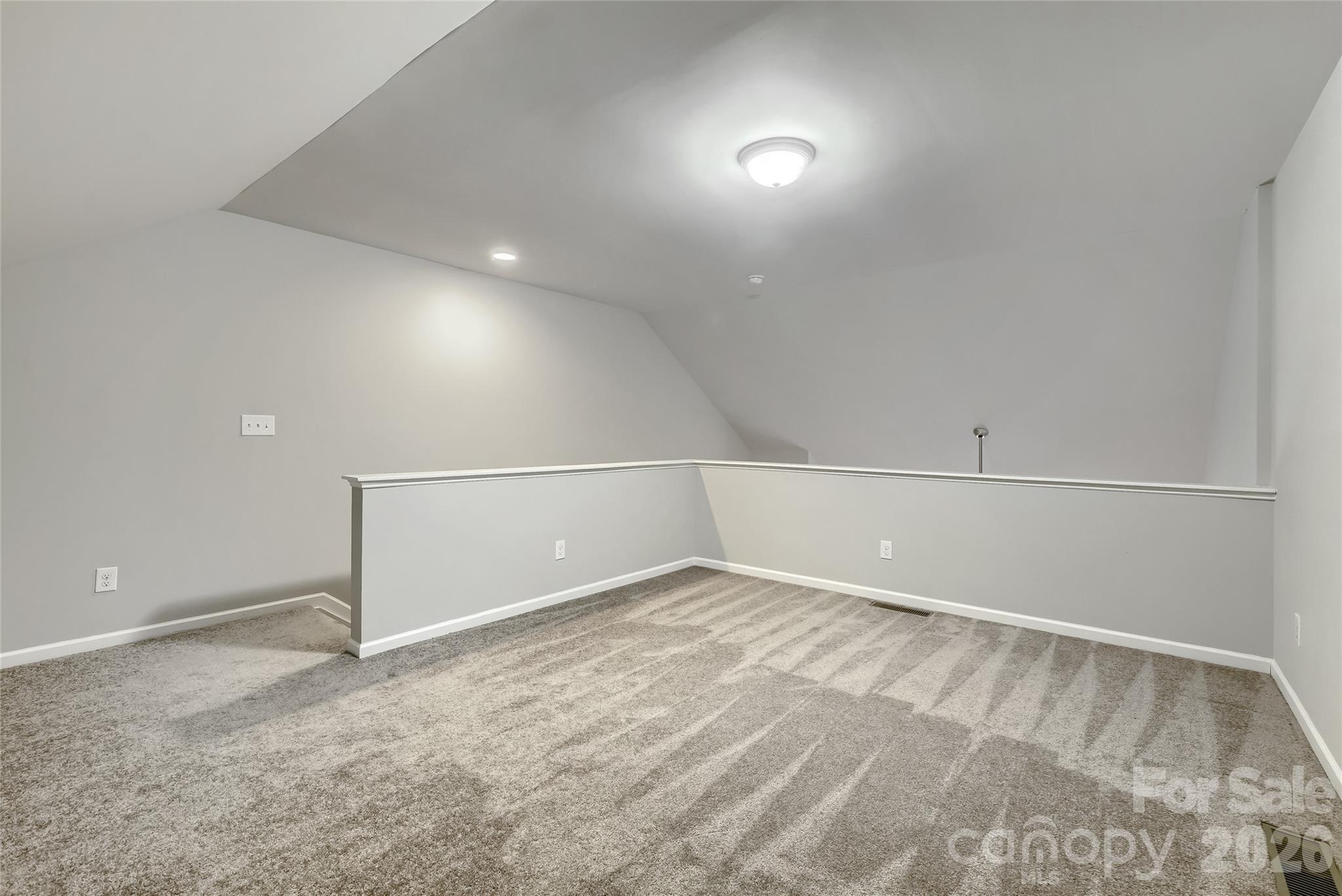 2355 Donnington Lane Property Photo 20