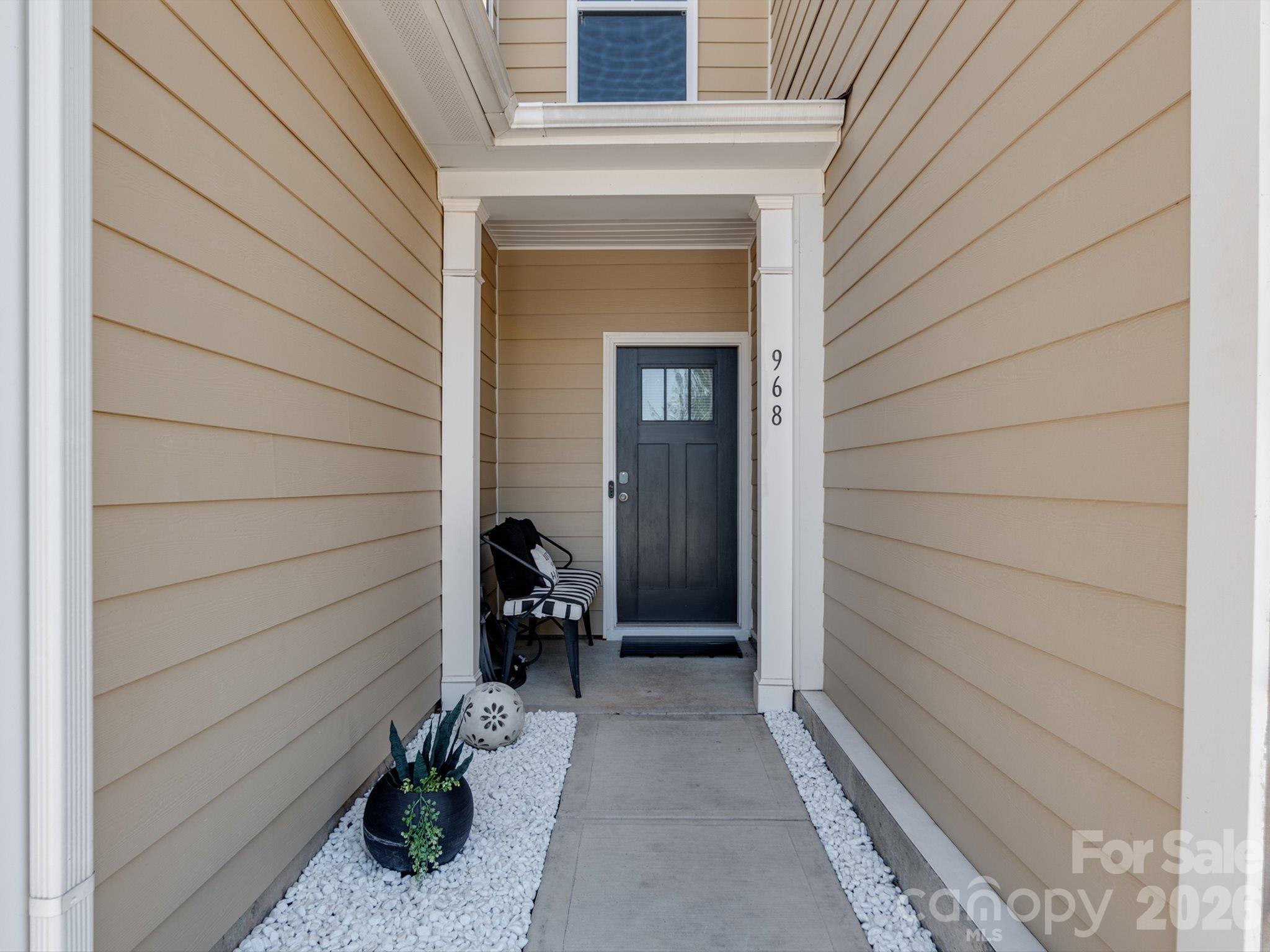968 Pennington Drive Property Photo 6