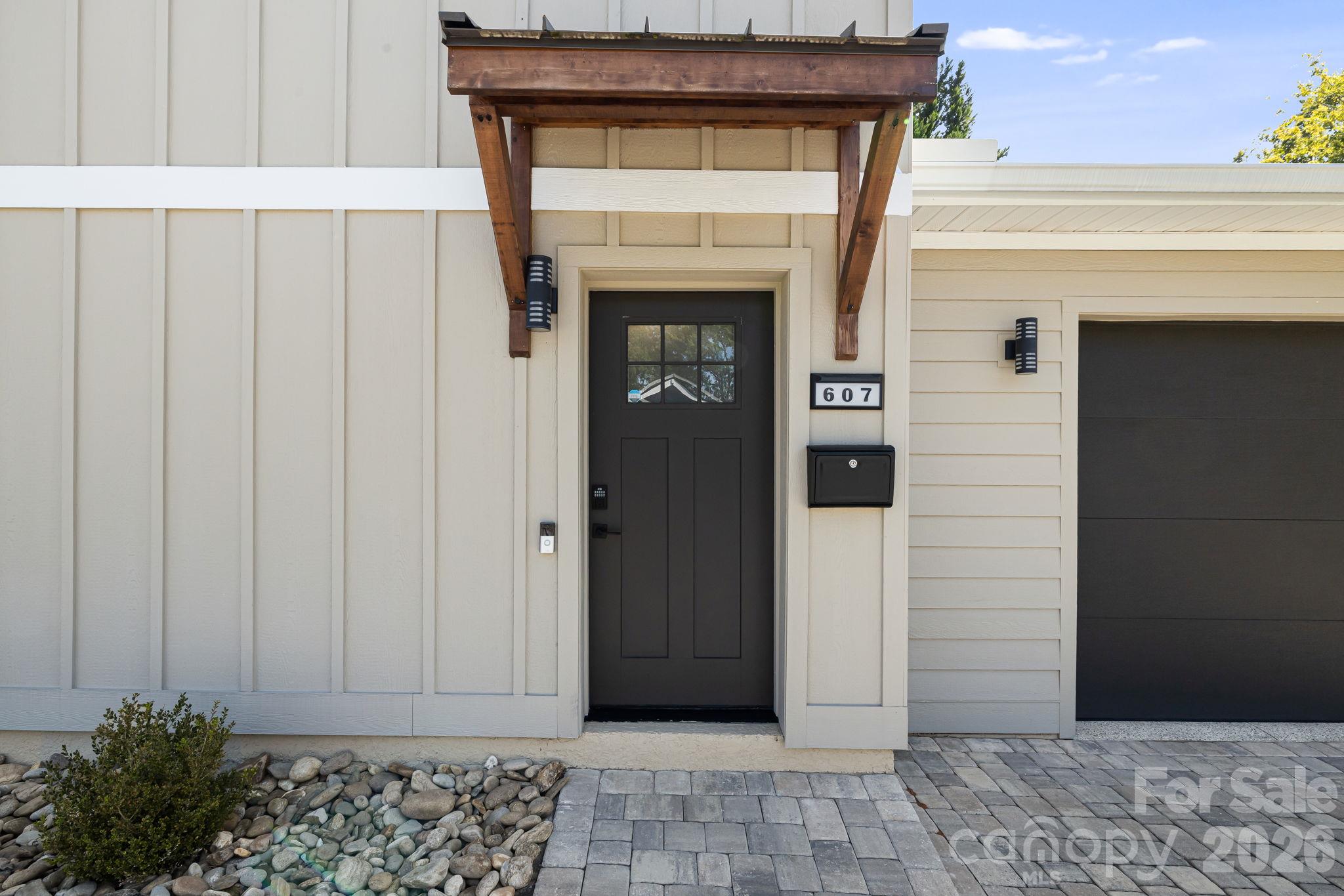 607 Kanuga Road Property Photo 4