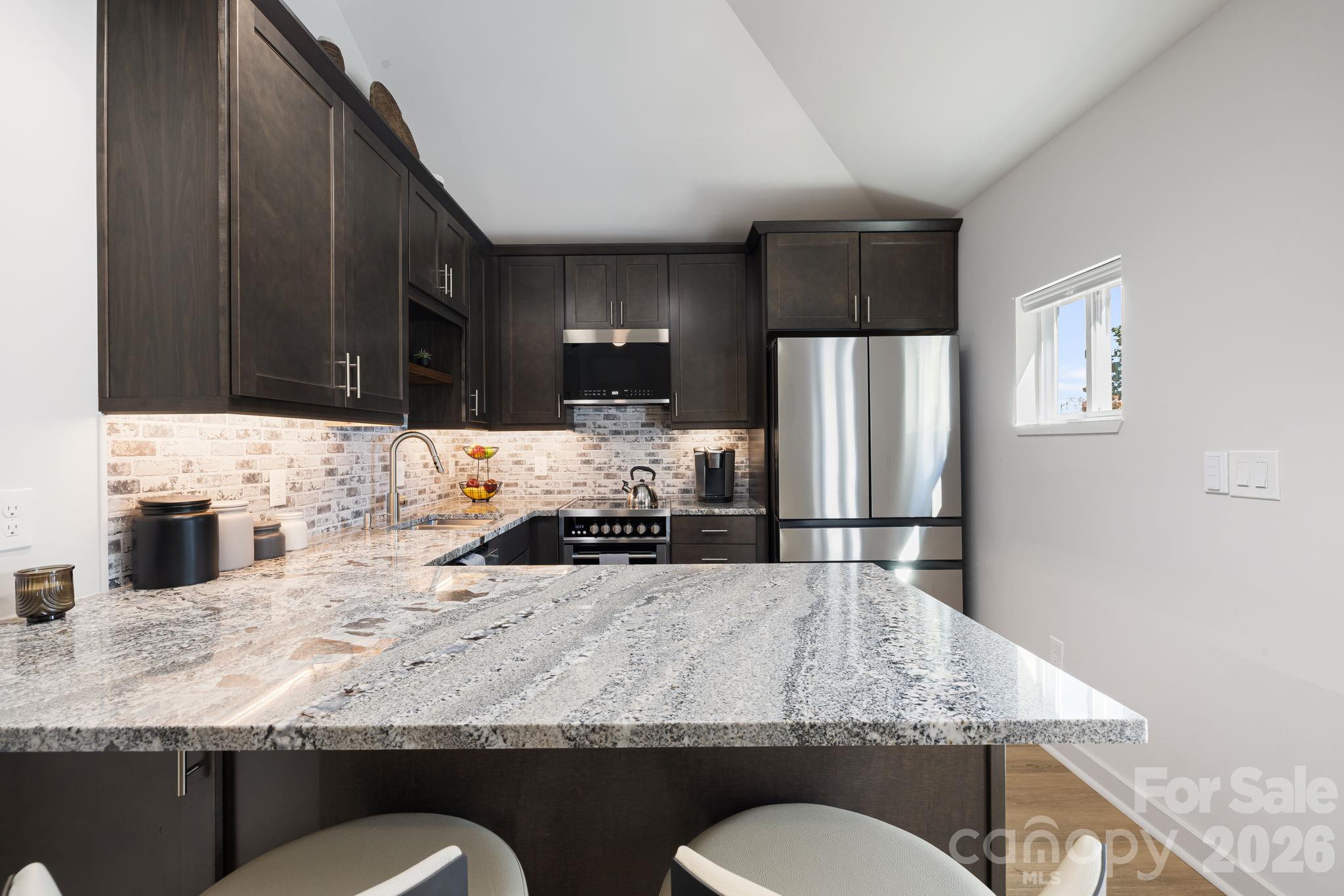 607 Kanuga Road Property Photo 11