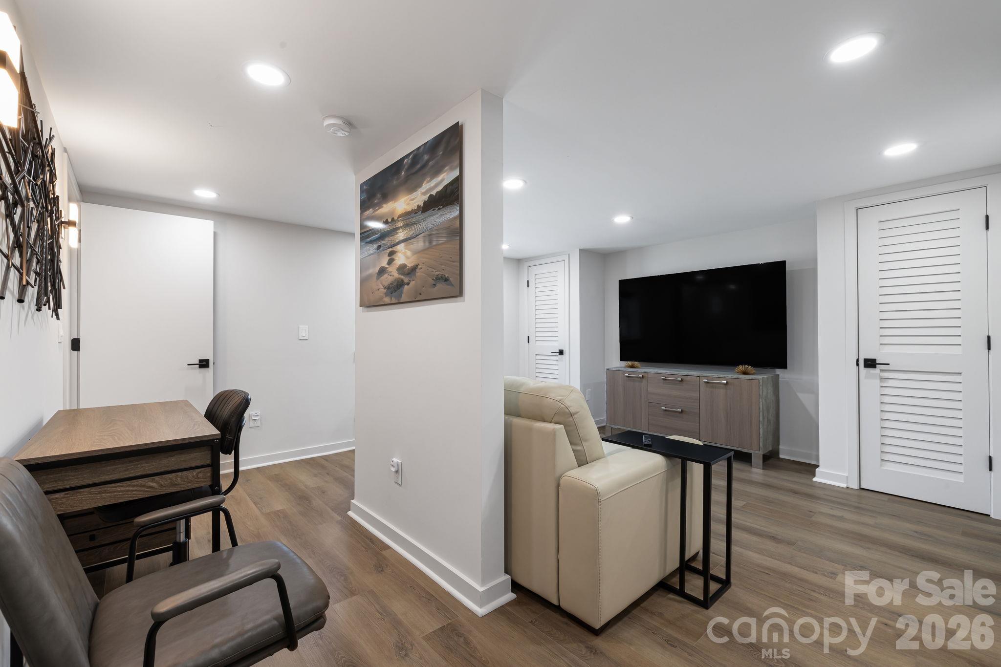 607 Kanuga Road Property Photo 25