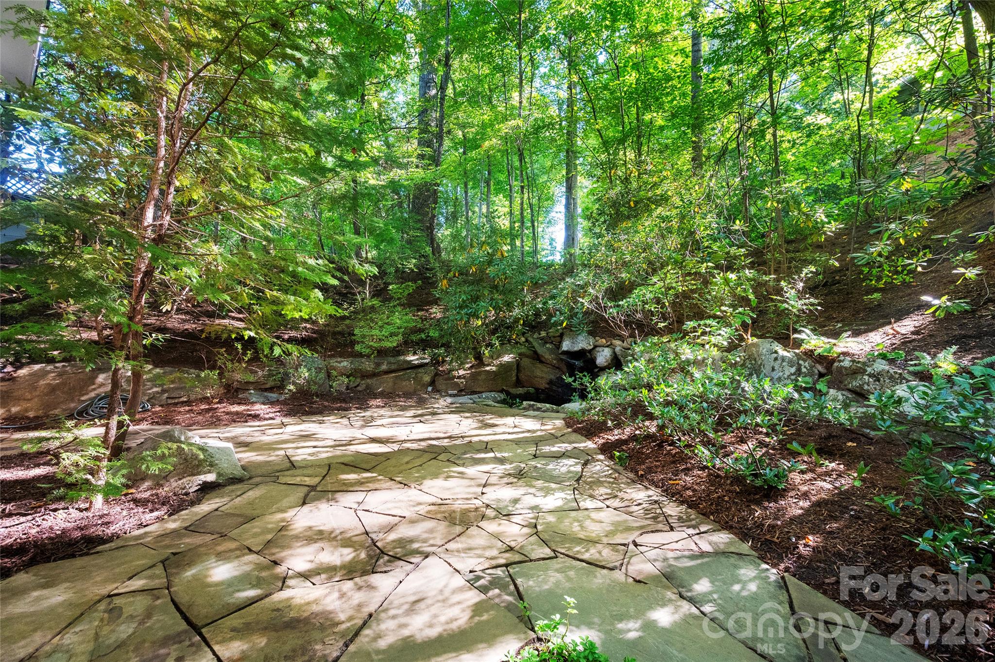 112 Rhododendron Avenue Property Photo 7
