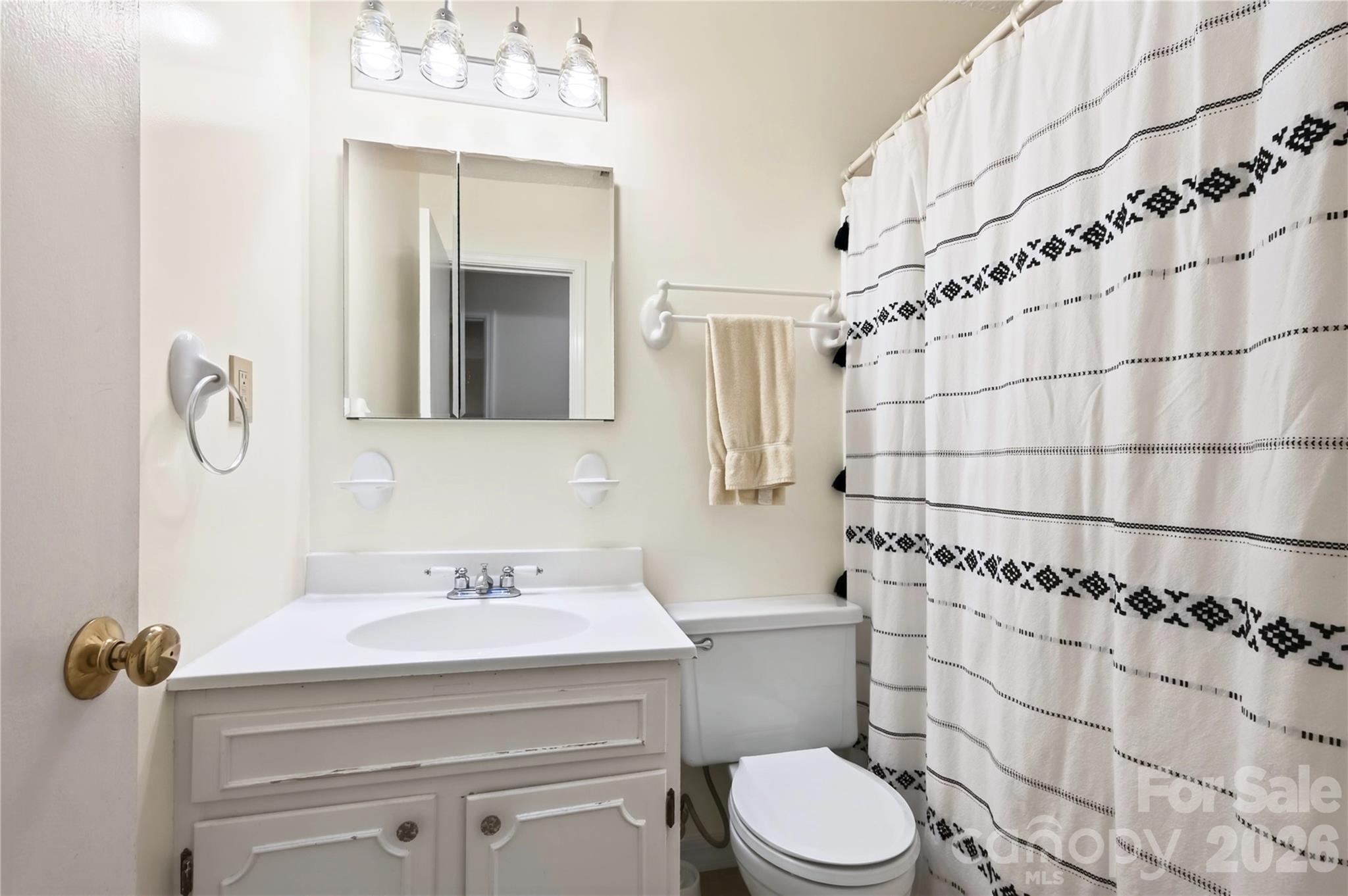 112 Rhododendron Avenue Property Photo 23