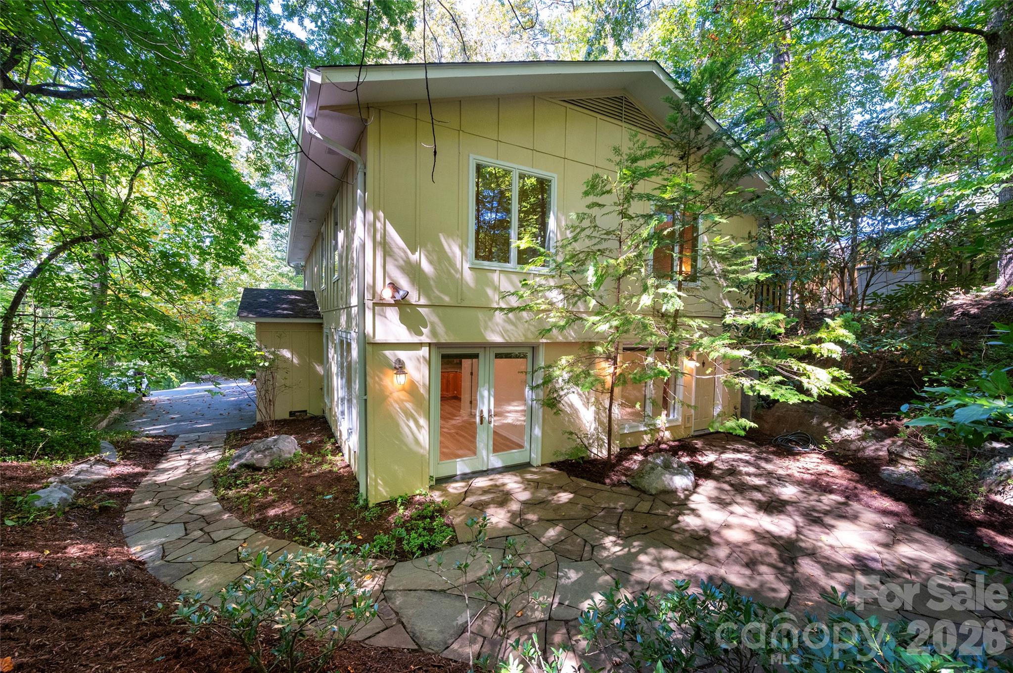 112 Rhododendron Avenue Property Photo 35