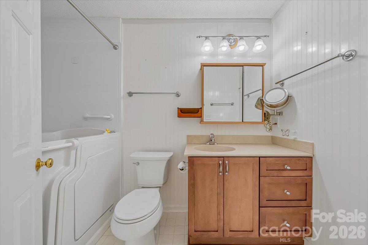 8544 Indian Summer Trail Property Photo 21