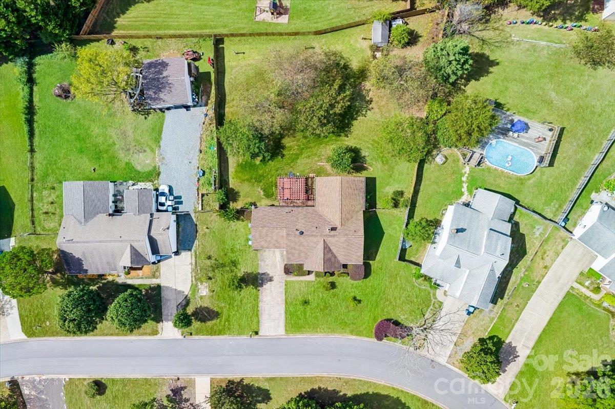 8544 Indian Summer Trail Property Photo 37
