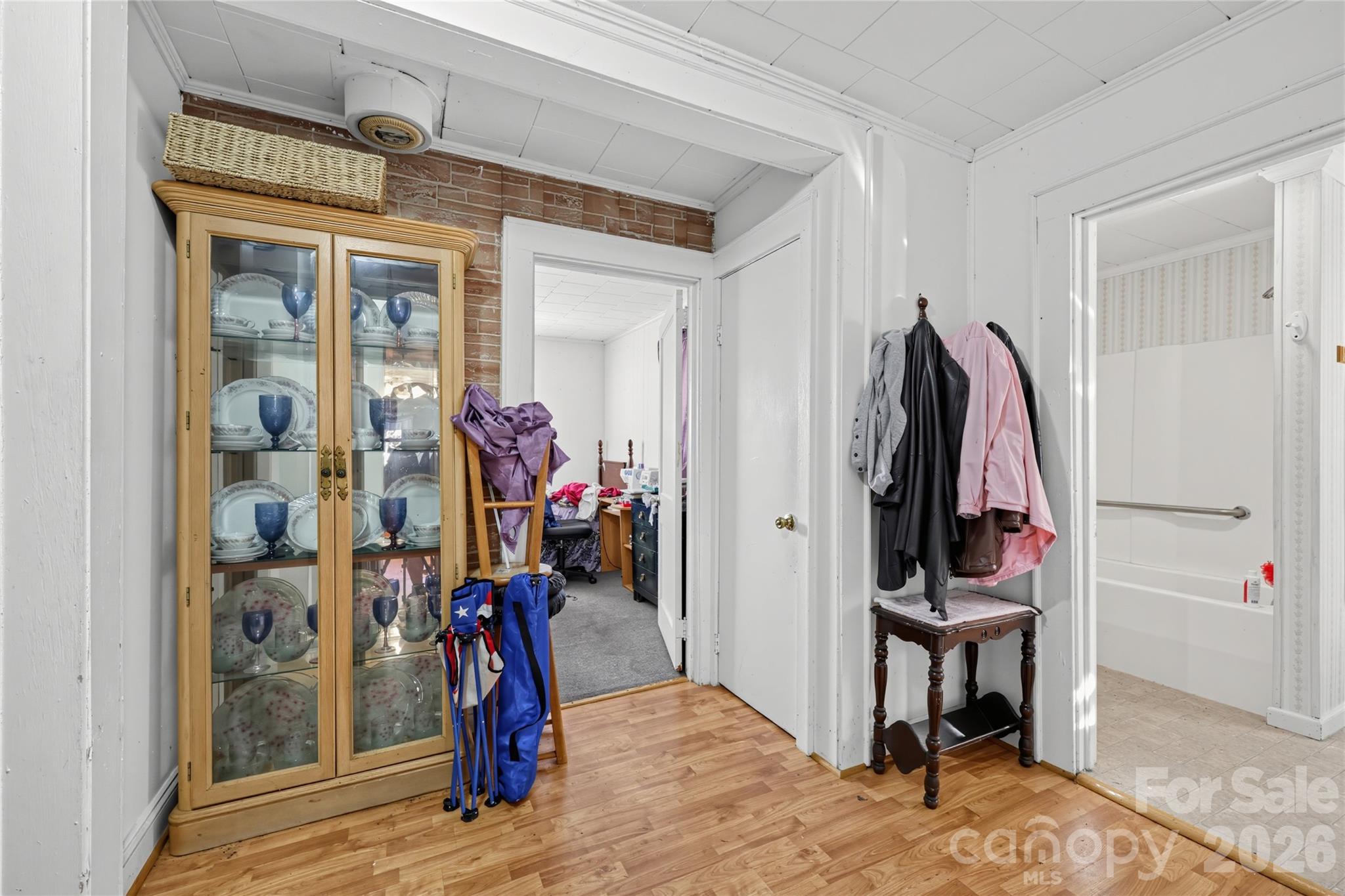 519 E 2nd Avenue Property Photo 11