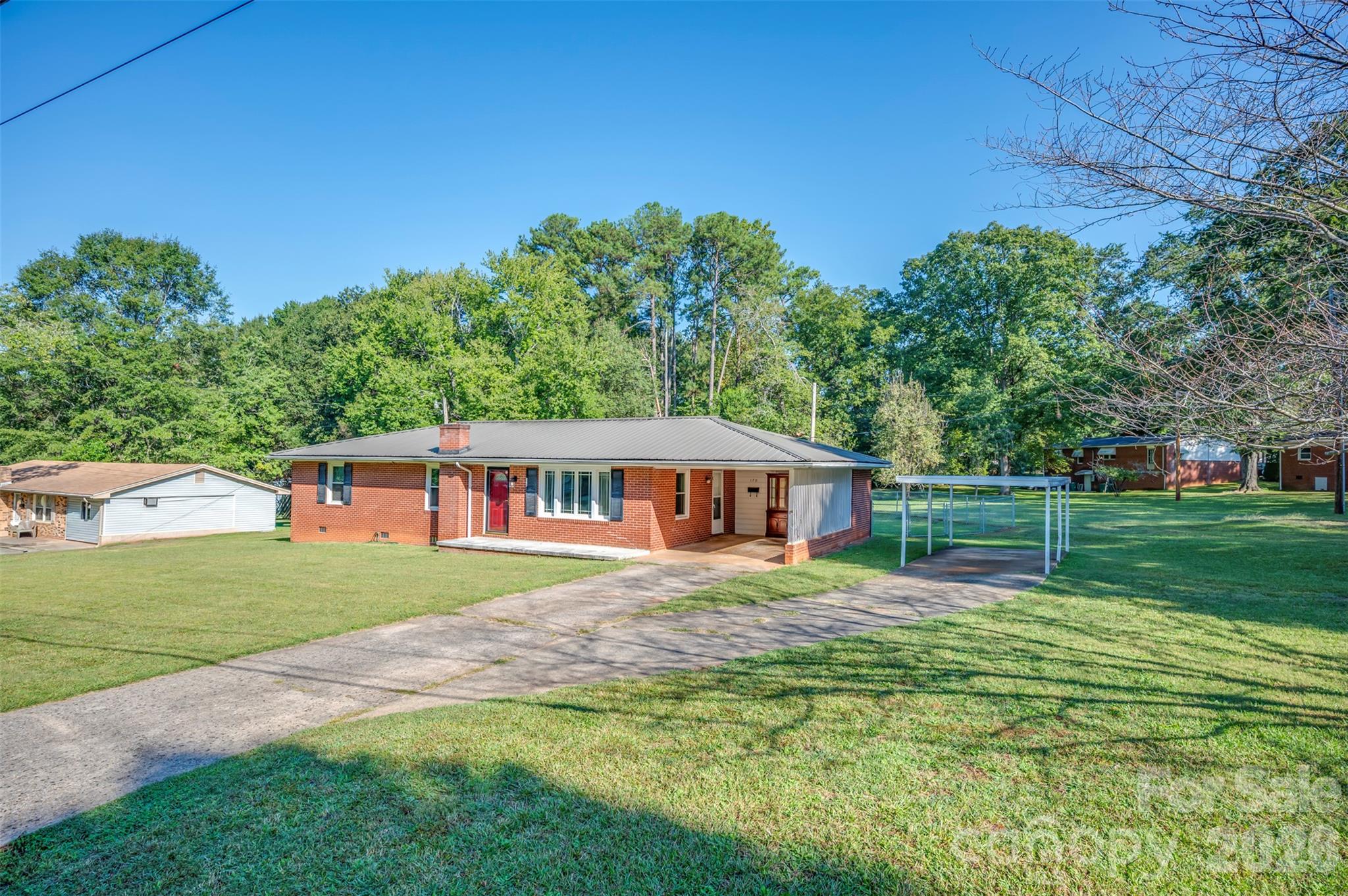 170 Franklin Drive Property Photo 2
