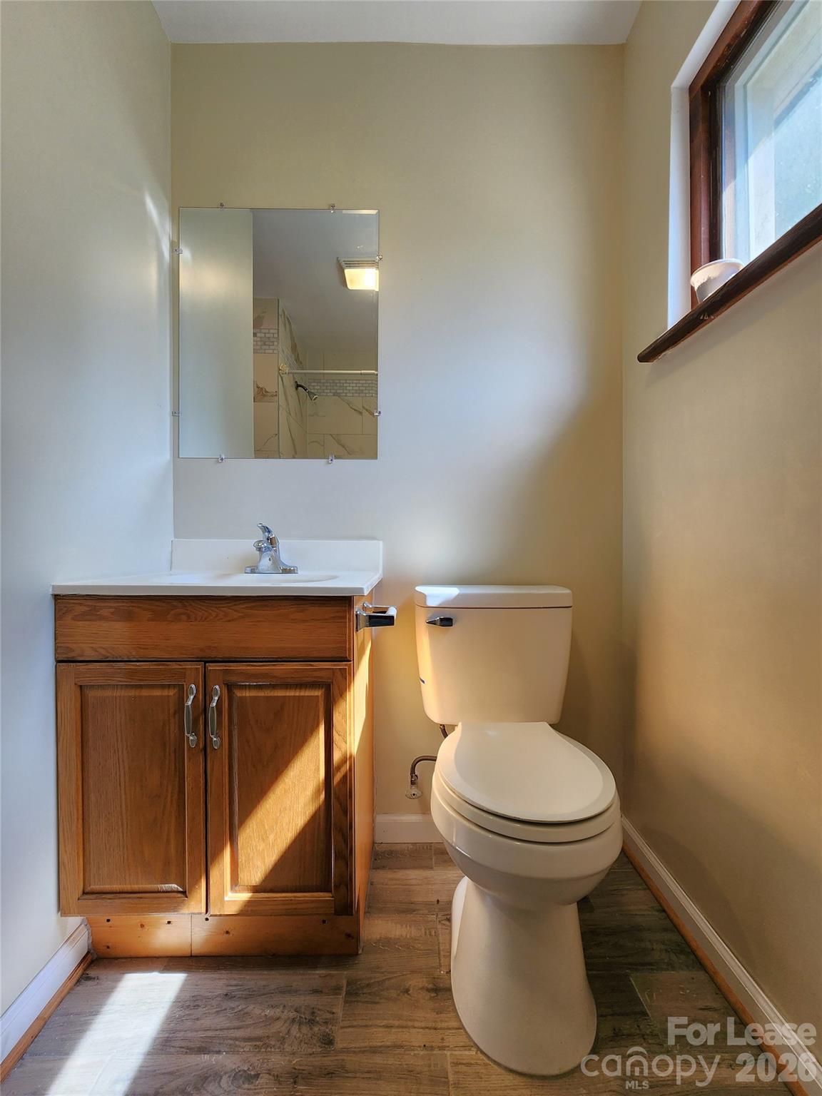 1621 Eastway Drive Property Photo 14